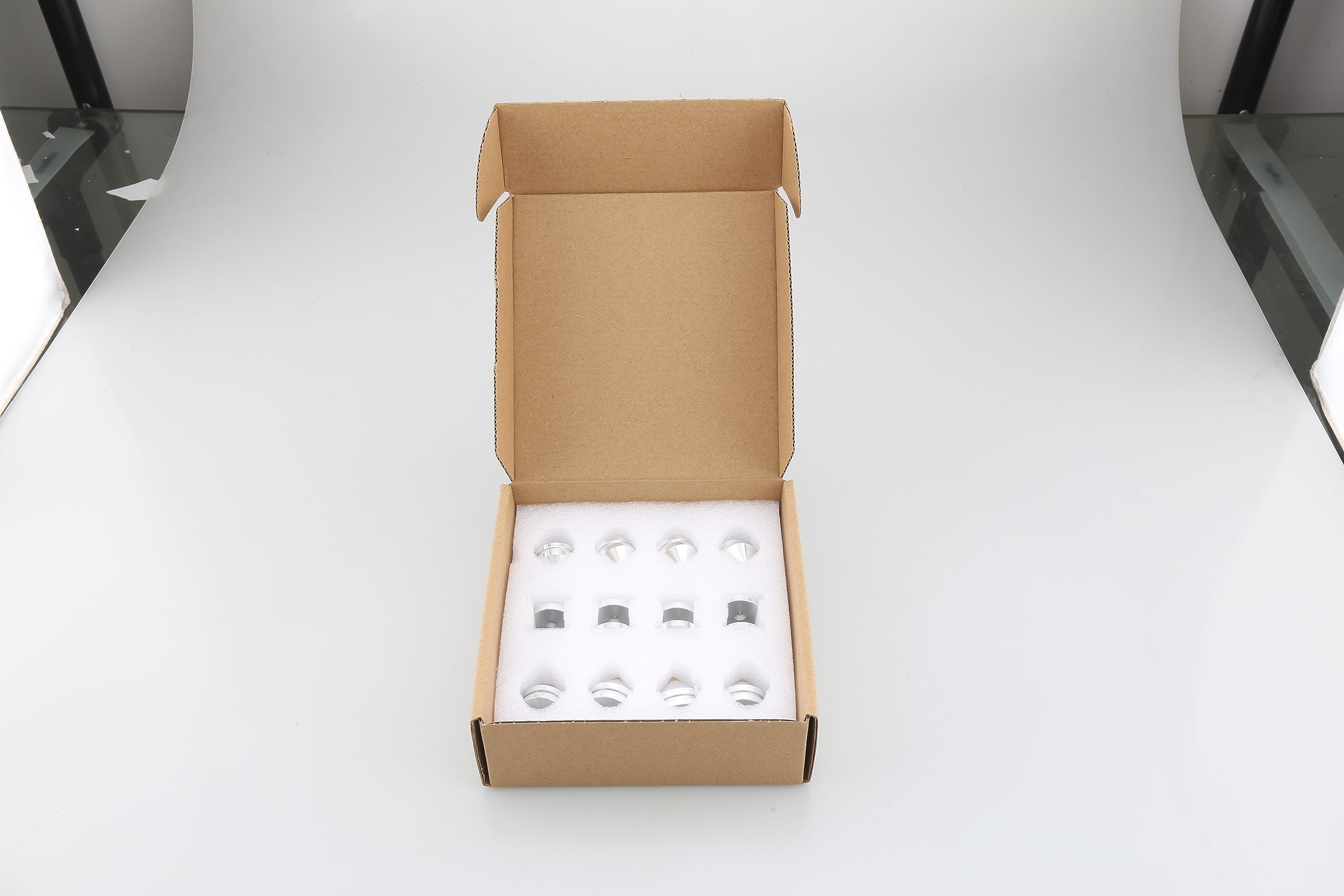 Lot de 8 pointes de haut-parleur, support de haut-parleur, amplificateur audio HiFi, DAC, CD, isolation phonique, pieds en alliage d'aluminium, pieds en alliage d'aluminium (argenté)