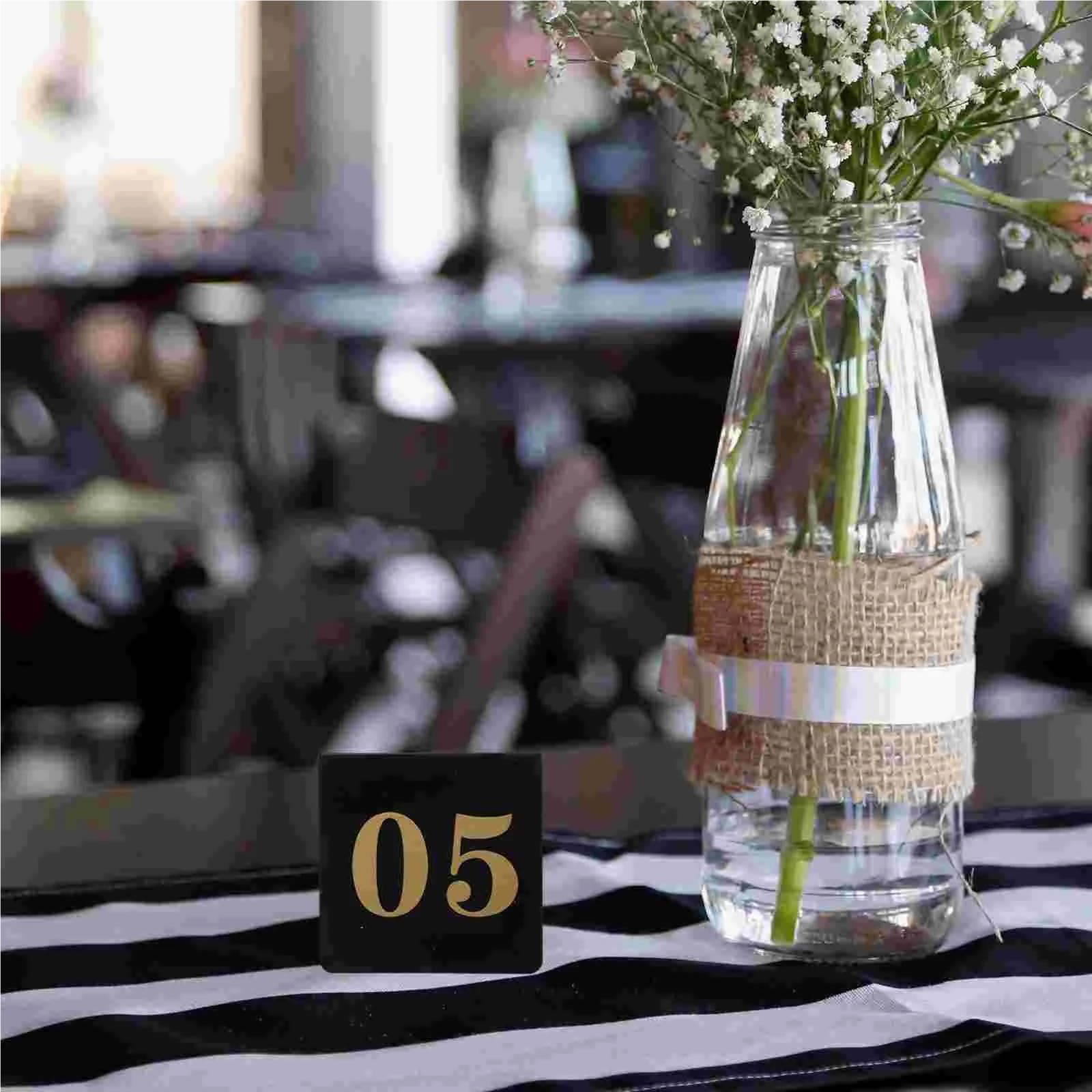 PortanúMeros De Mesa 10 Pcs Acrylic Table Number Plate Elegant Numbers Cards Coffee Decor Triangle Reception PosanúMeros Para Boda(Black 1)