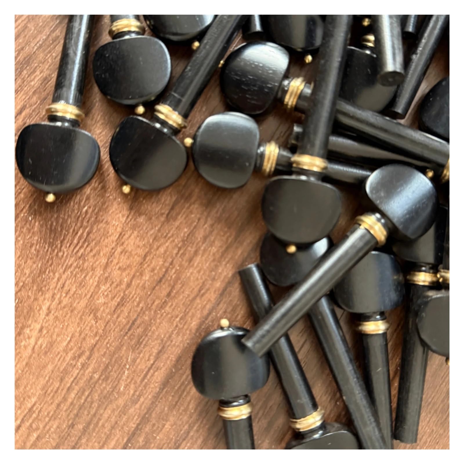 20 piroli for violino piroli for violino in ebano 4/4, anello in rame intarsiato, accordatore for violino 4/4 parti di violino a grandezza naturale