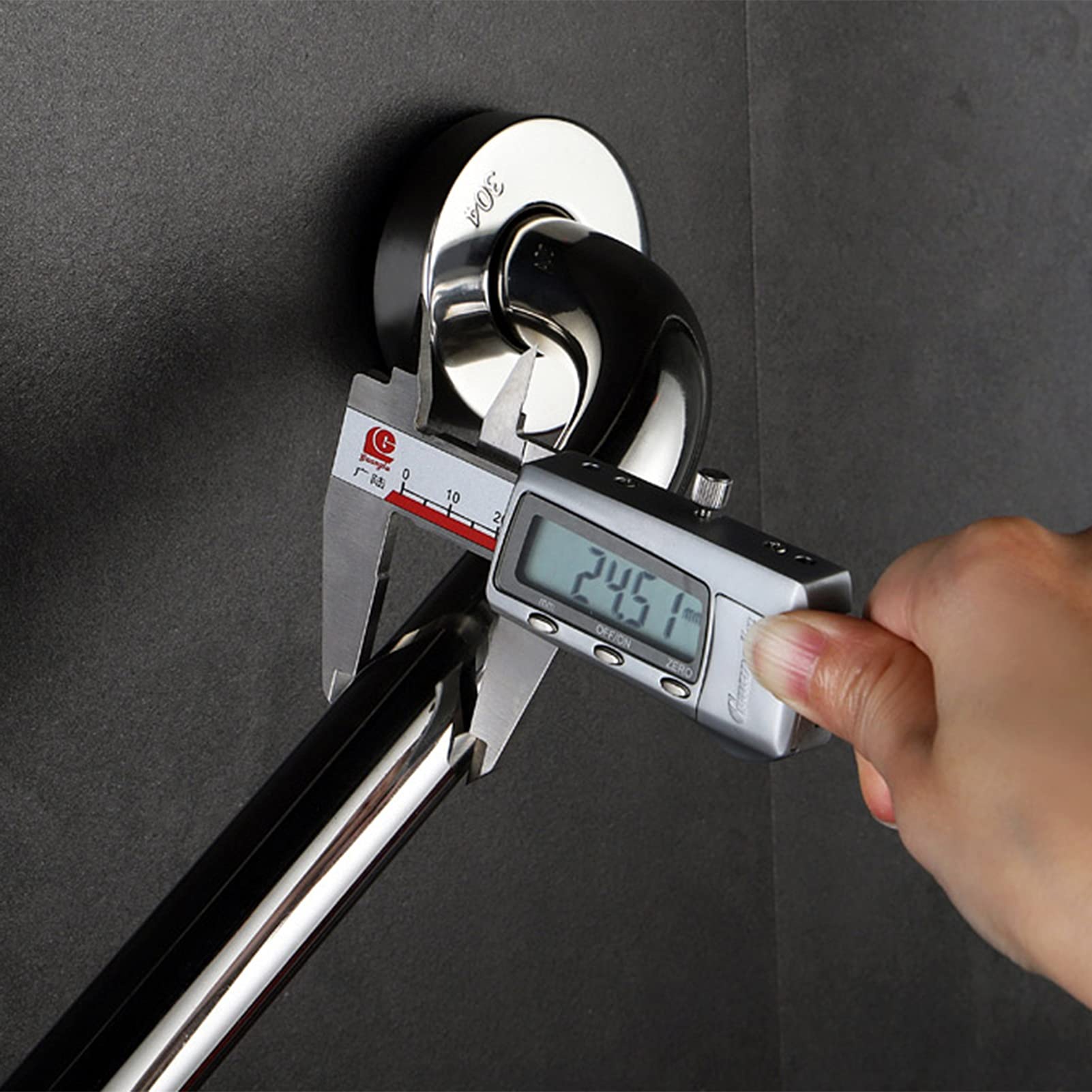 Maniglione di Sicurezza per Bagno, in Acciaio Inox Antiscivolo, per Anziani e Persone con disabilità, per Doccia e Vasca da Bagno (40 cm)