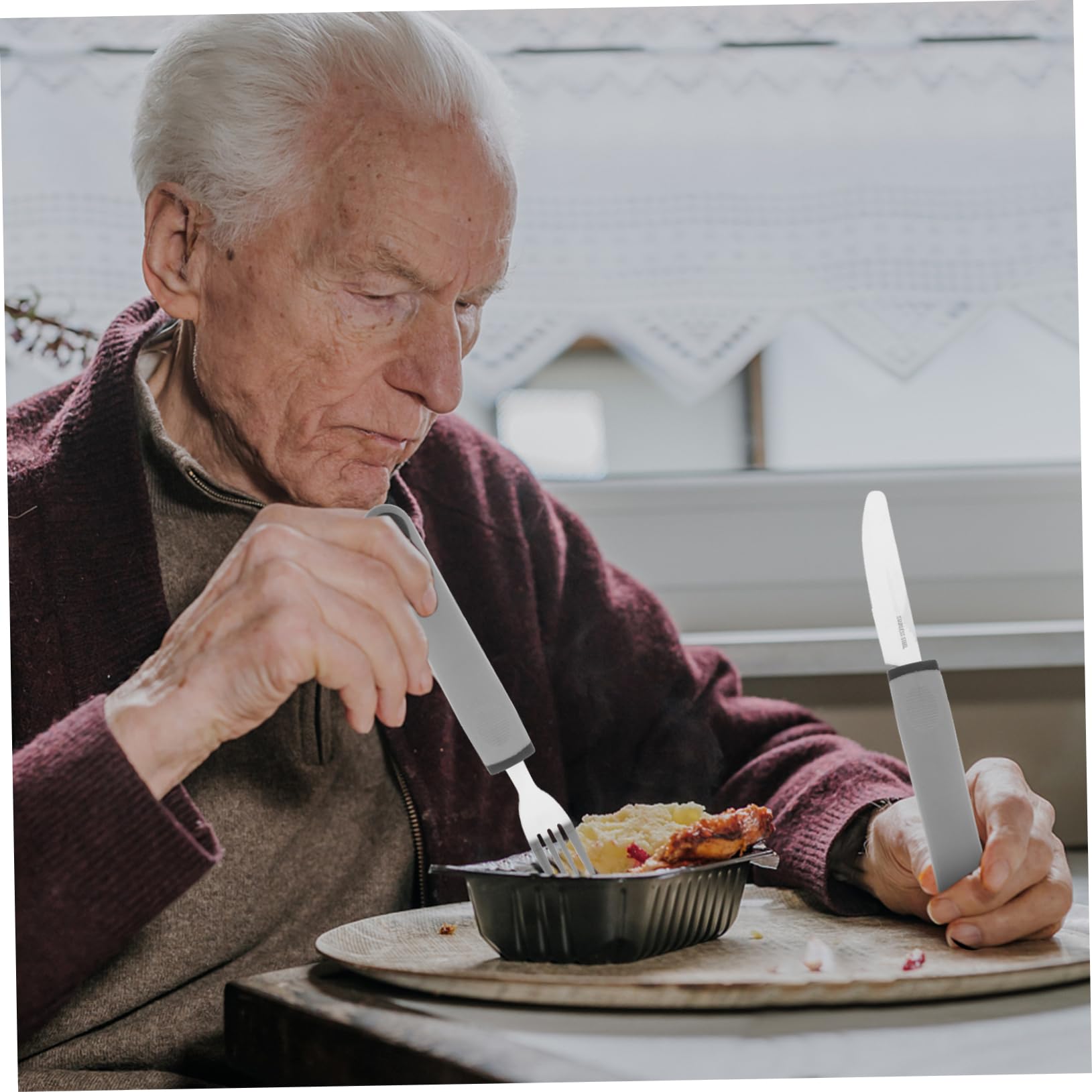 Juego De Utensilios Adaptativos Antitemblores 4 Piezas Mango Gris De Pp, Tpr y Acero Inoxidable Para Personas Mayores, Portátiles, Ergonomía Para Rehabilitación y Alimentación Asistida