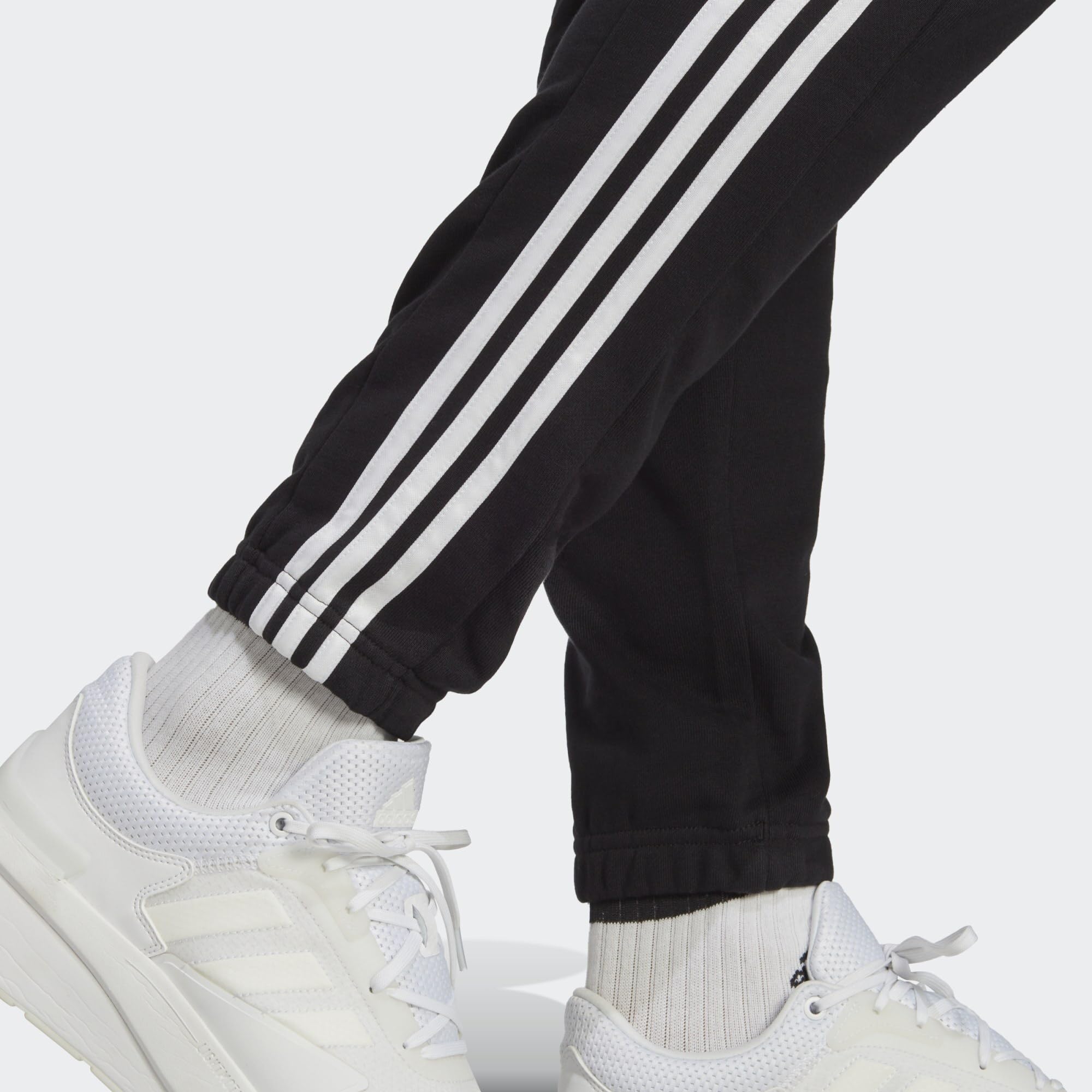 adidas - Essentials 3-Stripes Tapered Jogger Tricot Pants, Pantaloni Uomo