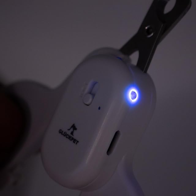 Foto 8 de 8 de GLÜCKPET Cortauñas para Gato Profesional, con Linterna LED y Luz UV para Bacterias, Certificado CE y RoHS