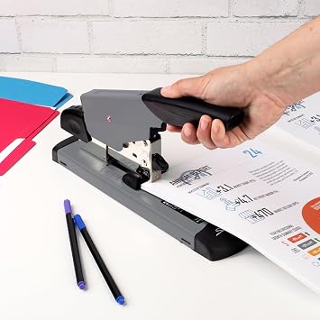 Swingline Heavy Duty Stapler, 160 Sheet Capacity, Jam Free, Metal, Black and Gray (39005)