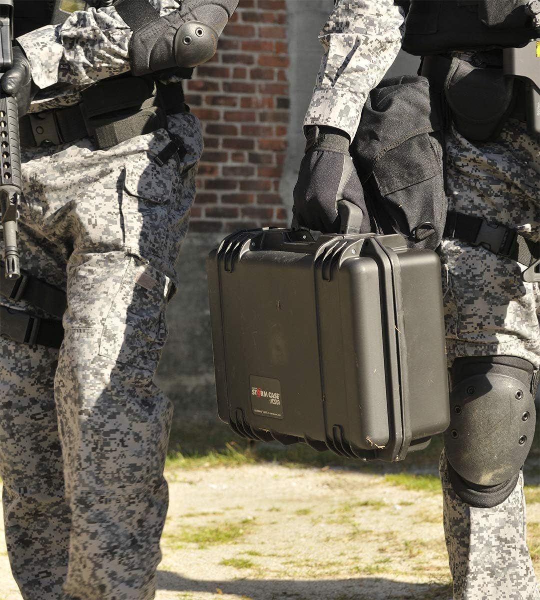 Review Product Pelican Storm iM2200 Case With Foam (Yellow), One Size (IM2200-20001)