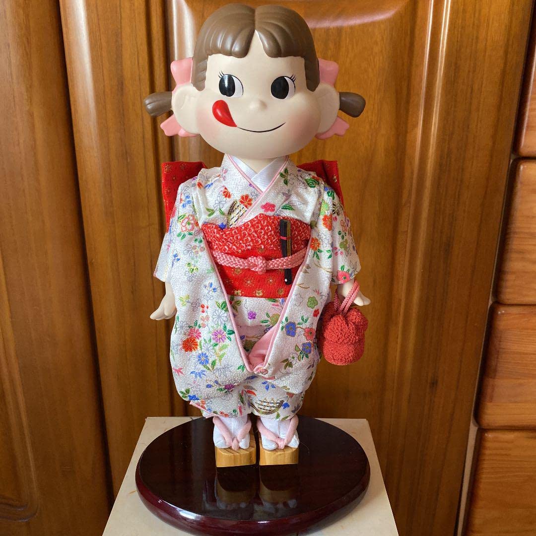 Amazon.co.jp: ペコちゃん生誕50周年記念晴れ着ペコちゃん 雅 : おもちゃ