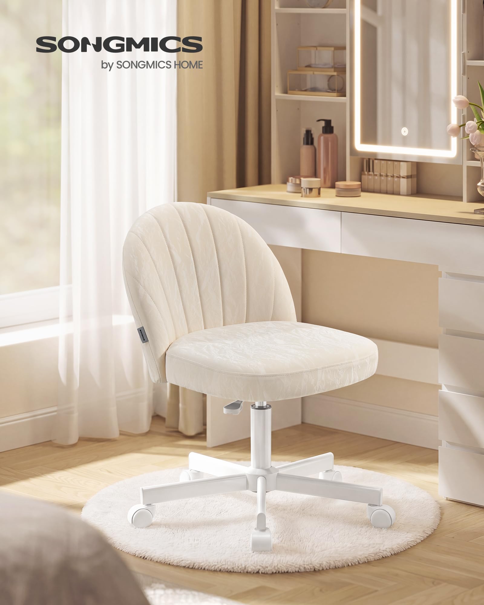 SONGMICS Silla de Escritorio Giratoria sin Reposabrazos, de Cuero PU, Ergonómica con Altura Ajustable, 60 x 60 x 70,5-83,5 cm, Blanco, para Espacios Pequeños, OBG027W101