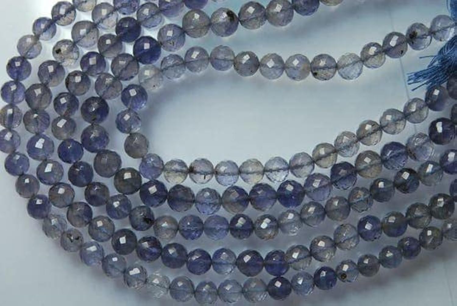 Rondelles iolite bleue LKBEADS 6mm à sublimer sur vos bijoux bohèmes d'été
