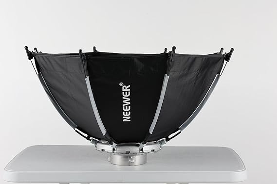 Amazon.com : NEEWER 22"/55cm Octagonal Softbox, Quick Release Bowens ...