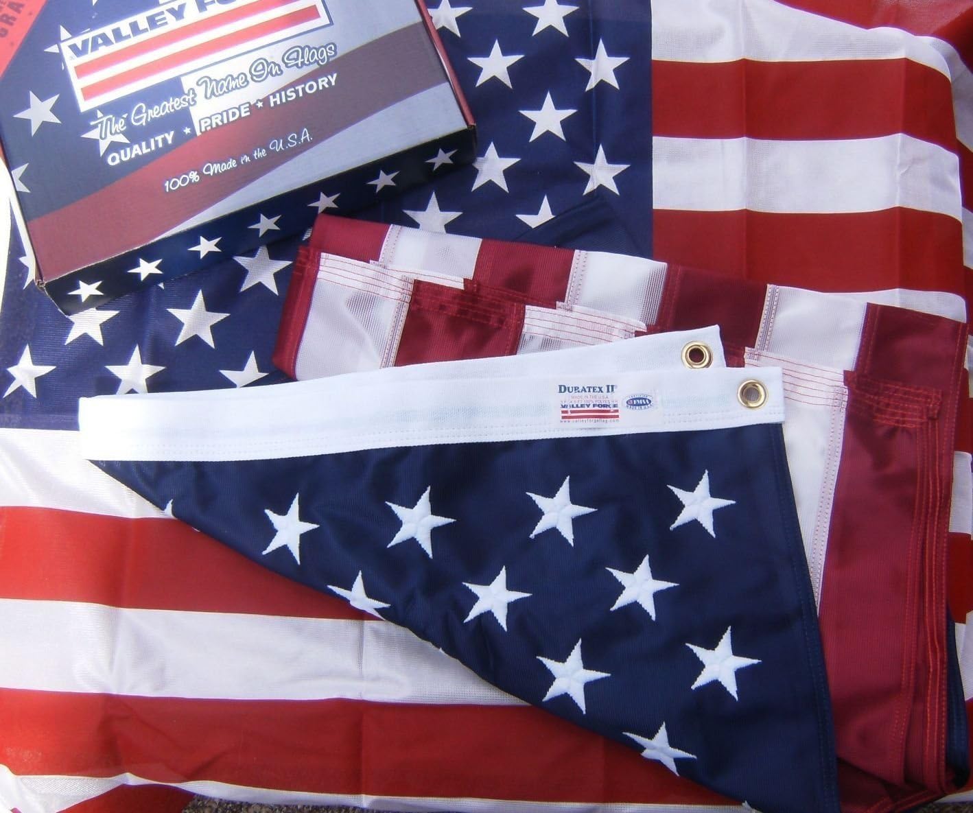WINDSTRONG 3x5 FT Heavy Duty US American Flag with Embroidered Stars Sewn Stripes Reinforced Corners Commercial Polyester High Wind Flag