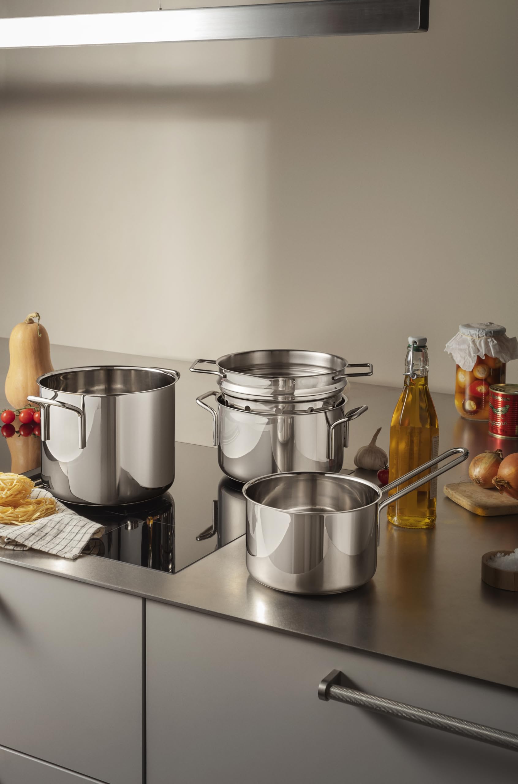 Eva Trio - Casserole en acier inoxydable - 4,8 l - 20 cm - Idéale pour une grande portion de soupe, des plats mijotés, la cuisson d'un poulet à soupe ou d'un bouillon fait maison - Acier poli
