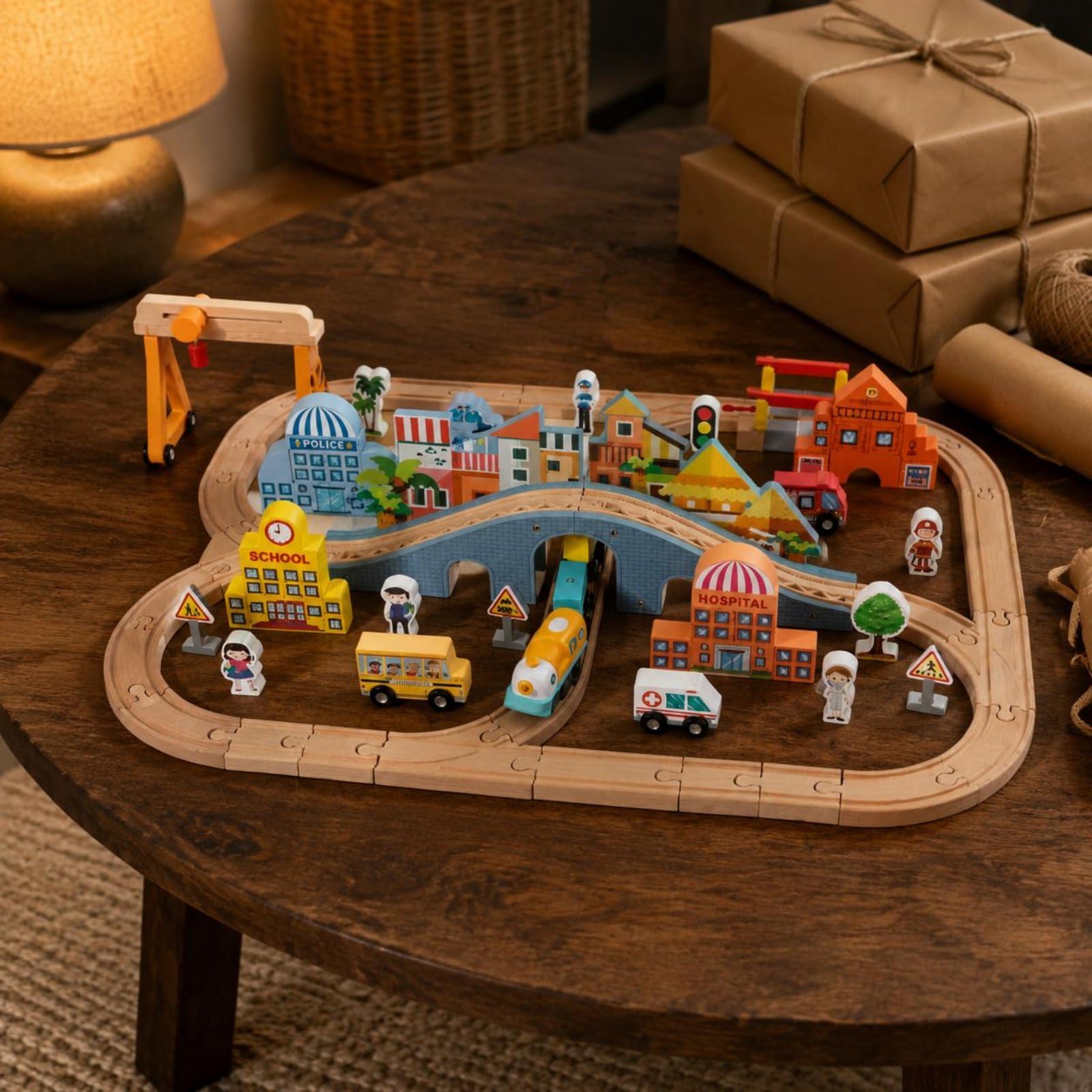 Colcolo Children Building Blocks Treno Giocattolo Binari Legno Città Modulabile con Ponti Segnali Stazione Edifici Figure Legno Resistente con Treno Elettrico