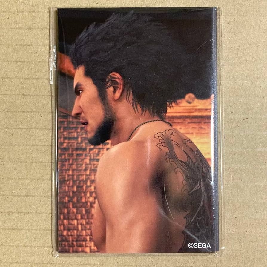 Amazon.co.jp: 龍が如く くじ 特典 春日一番 趙天佑 : おもちゃ