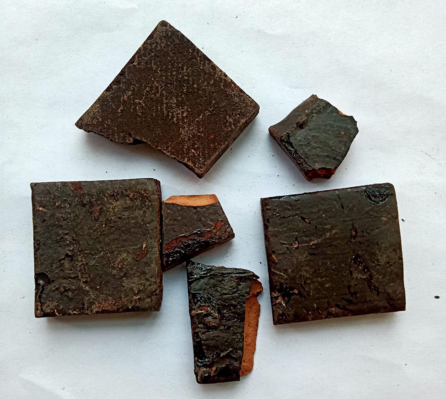 Organic Bites Kala Kattha/Raw Katha Cubes/Black Catechu/Katha/Black Cutch/Cashoo/Khayer/Kher/Dant-Dhavan/Gayatrin/Kaachu/Khadiramu/Karunkaali -200 gm (B0CJ6RN7XD) Amazon Price History, Amazon Price Tracker