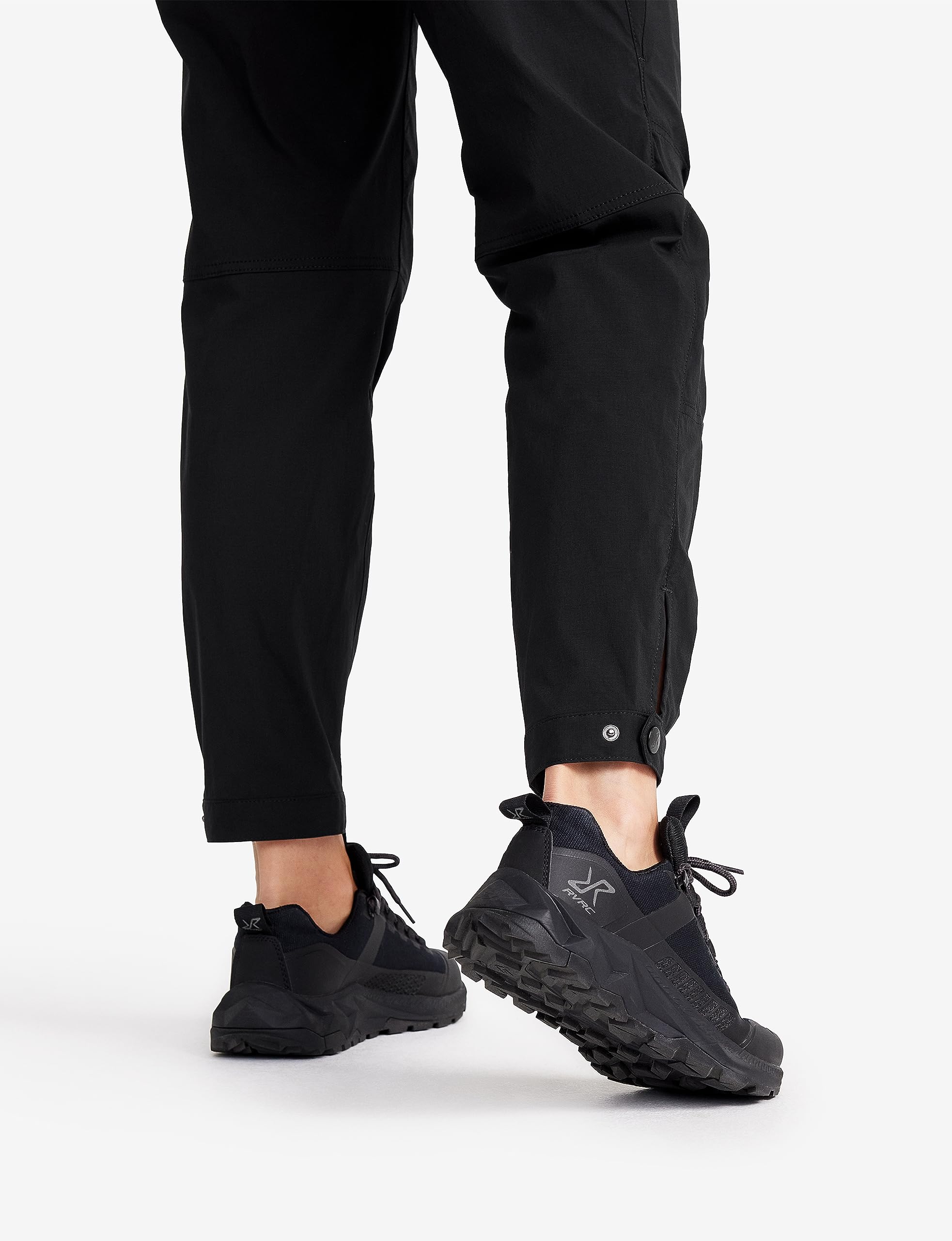 RevolutionRace Breezy Curved Ankle Stretch Pantaloni da Donna, Pantaloni Leggeri e Traspiranti per l'uso Quotidiano e Tutte Le attività All'aperto