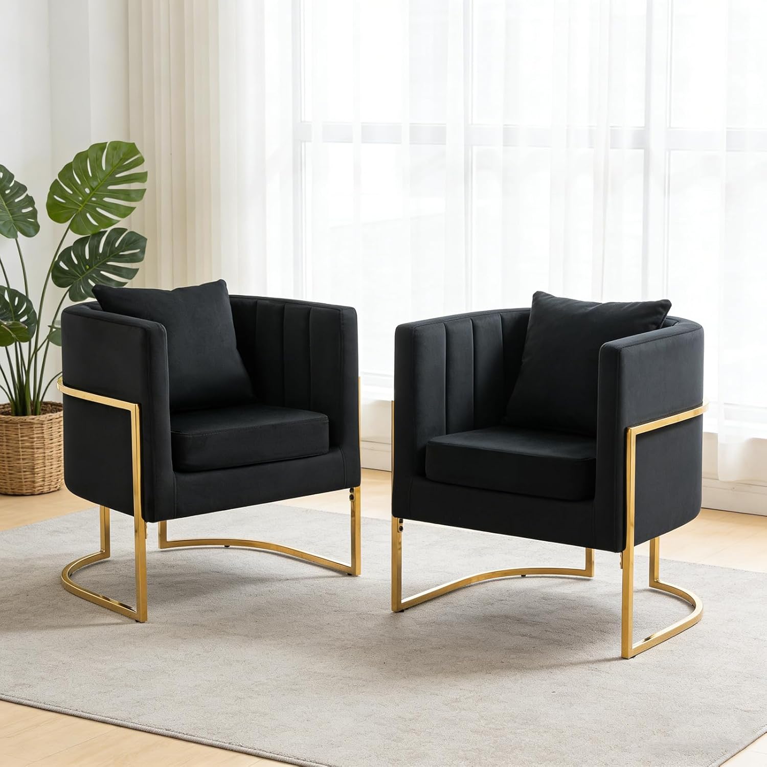 Modern Velvet Barrel Armchair with Lumbar Pillow, Mid-Century Upholstered Accent Chair for Living Room, Bedroom, Single Sofa Club Reception Chair with Golden Metal Legs, Black