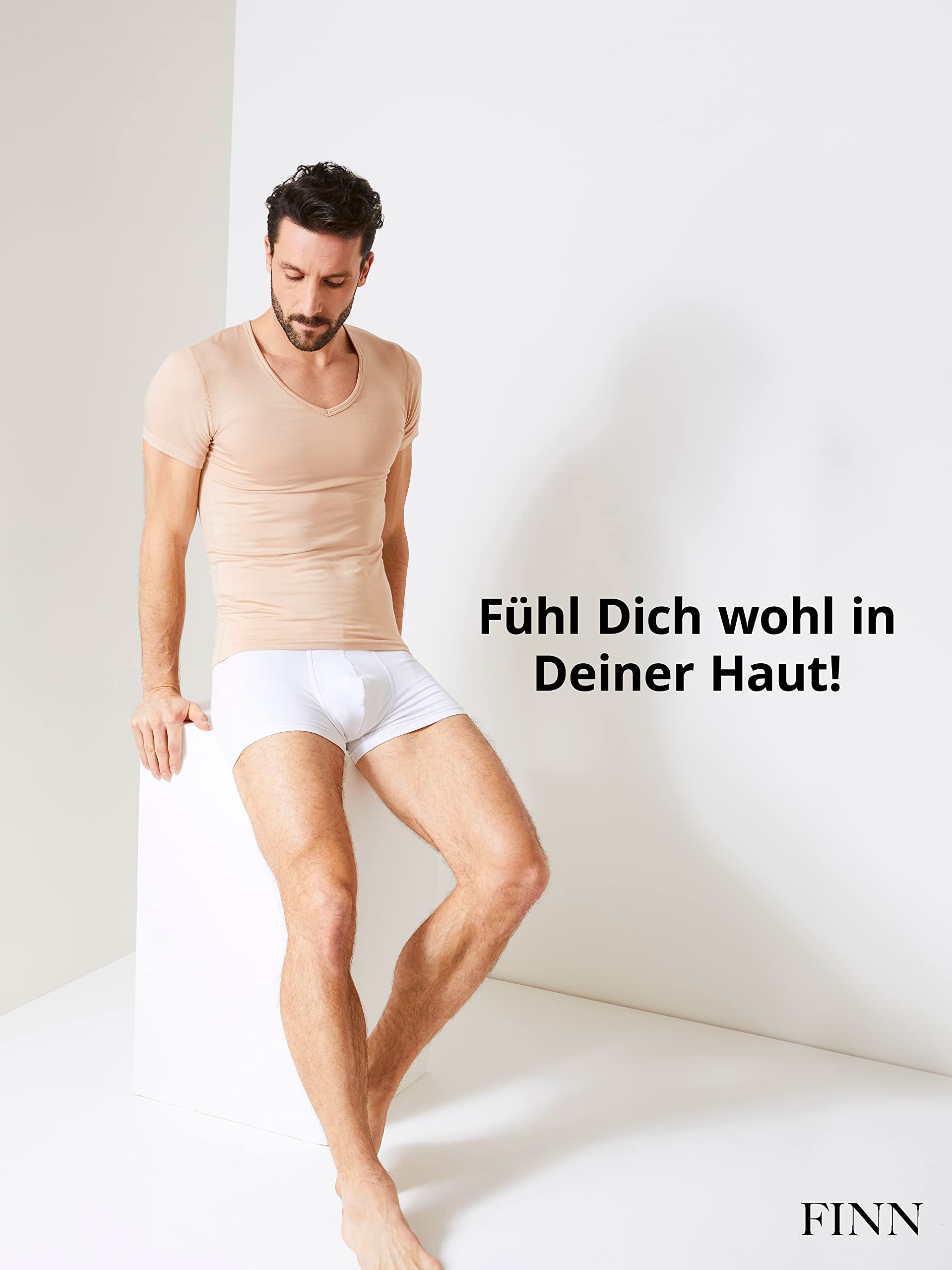FINN Business Unterhemd Herren Kurzarm mit V-Ausschnitt - Unterziehshirt Männer aus original Lenzing® Modal Stoff - Das perfekte T-Shirt unter Hemd und Anzug