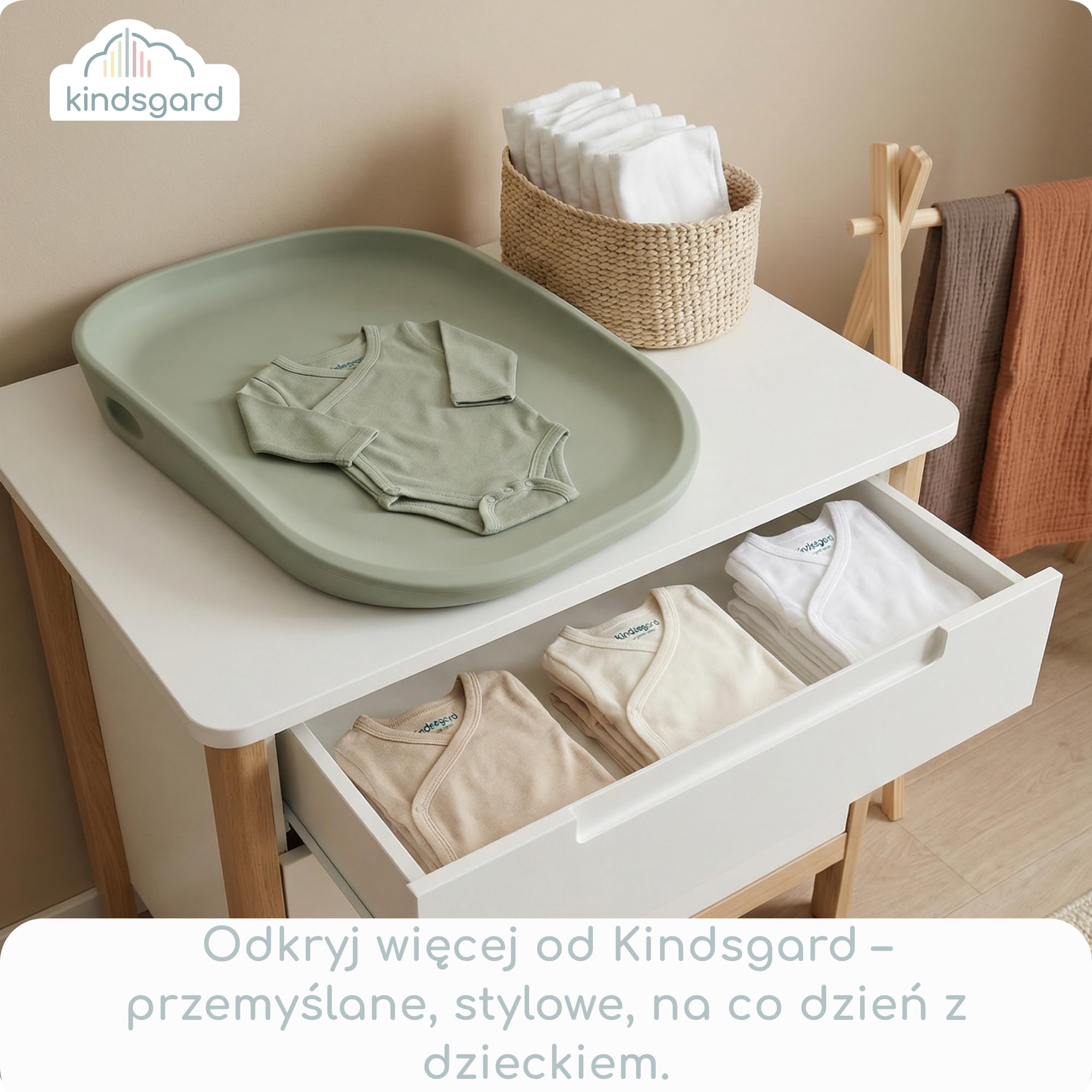 kindsgard Mata do przewijania "Skifte" – miękka mata do przewijania z PU z podwyższoną krawędzią – zmywalna, higieniczna, nie zawiera substancji szkodliwych – 68,5 x 48 cm – na stół do przewijania