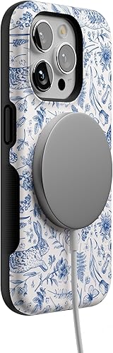 Vista 892 de Casely Funda para iPhone 15 Pro Jardín Secreto Flores mixtas Funda atrevida Compatible con MagSafe y botón de acción Jardín Secreto Floral