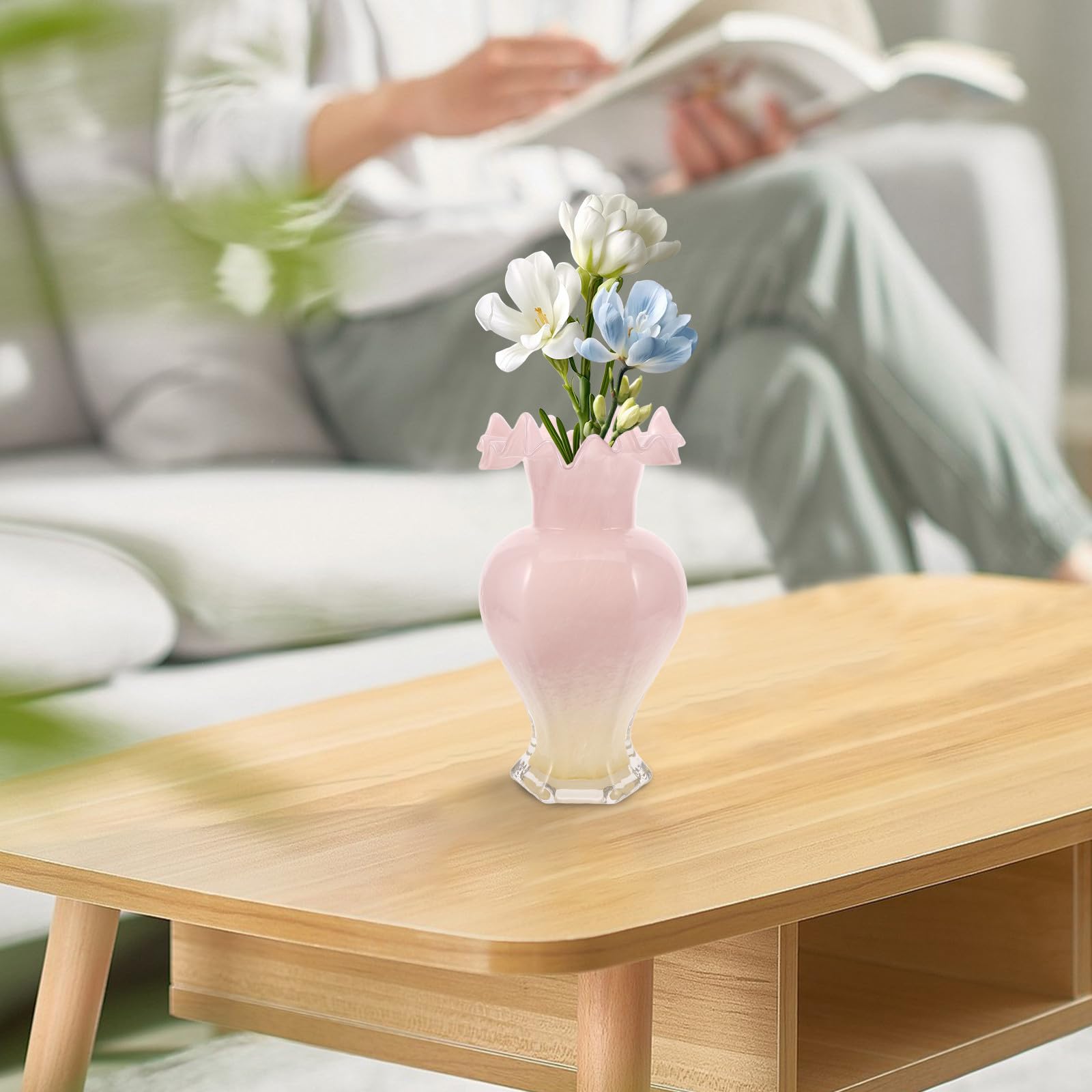 Vaso Decorativo in Vetro Rosa a Bocca Ondulata per Tavolo