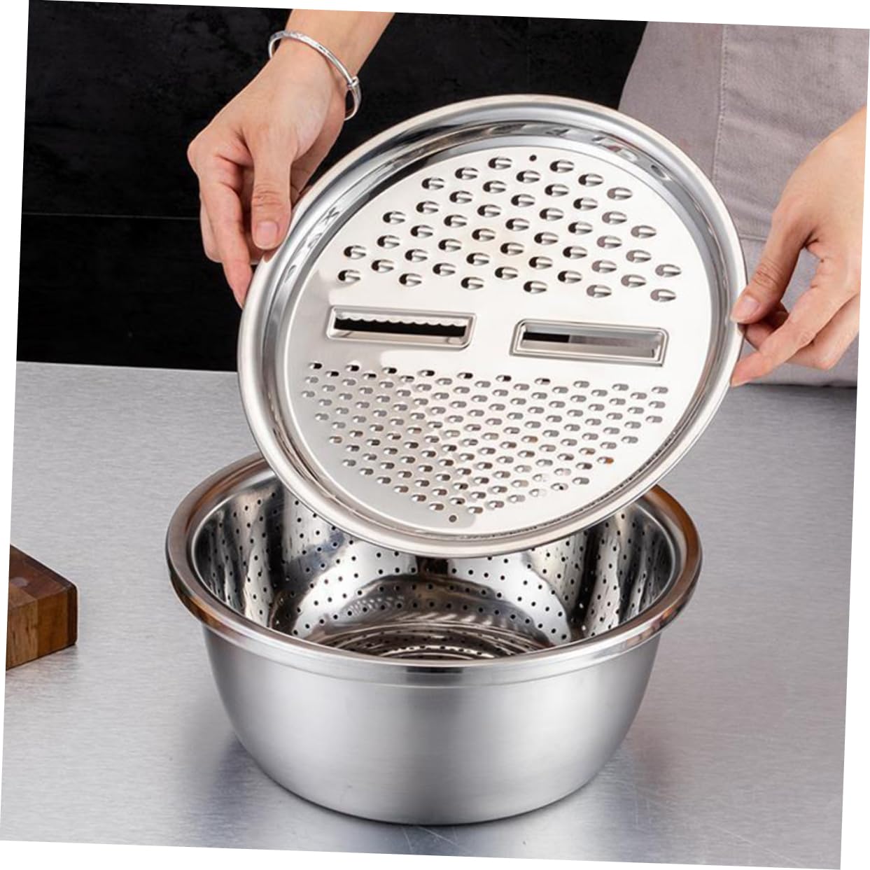 Homoyoyo 3-in-1 Gemüseschneider und Küchensieb aus Edelstahl mit Verdicktem Großem Rand Multifunktionalem Design für Kochen und Hausküchen