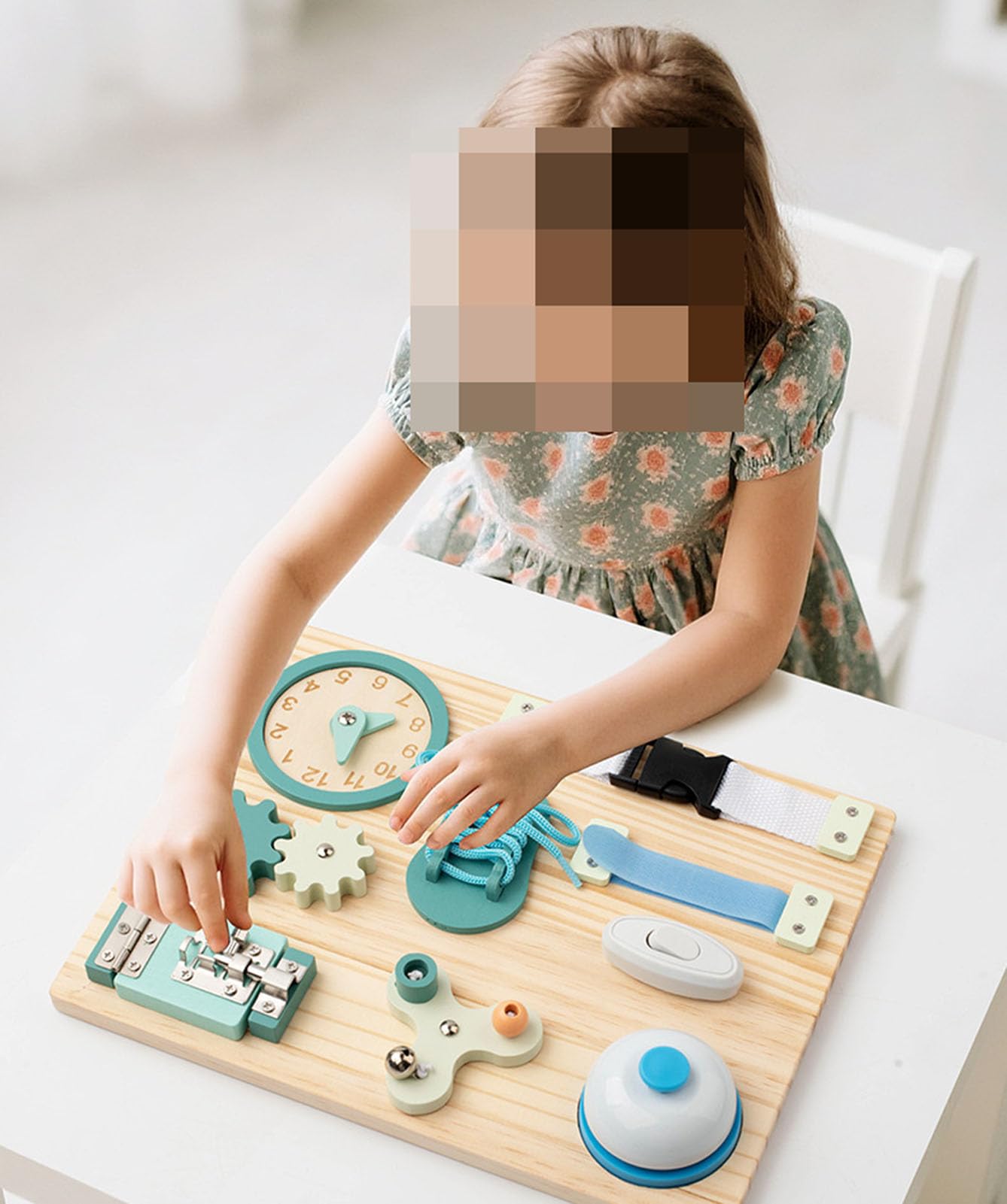 Holz-Montessori-Beschäftigungsbrett, Lernspielzeug für Lebenskompetenzen