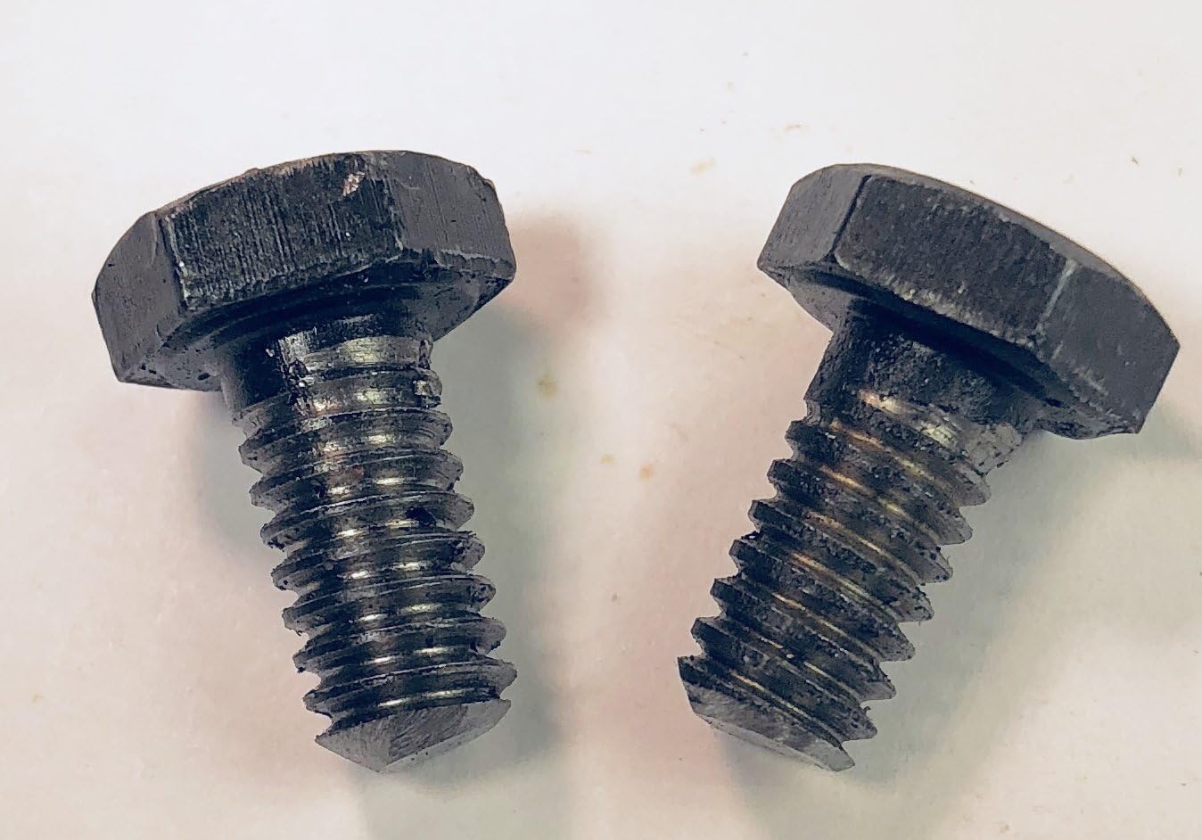 1/4-20 X 1/2 Left Hand (Reverse) Thread Hex Bolt Grade 8 (Pkg of 2)