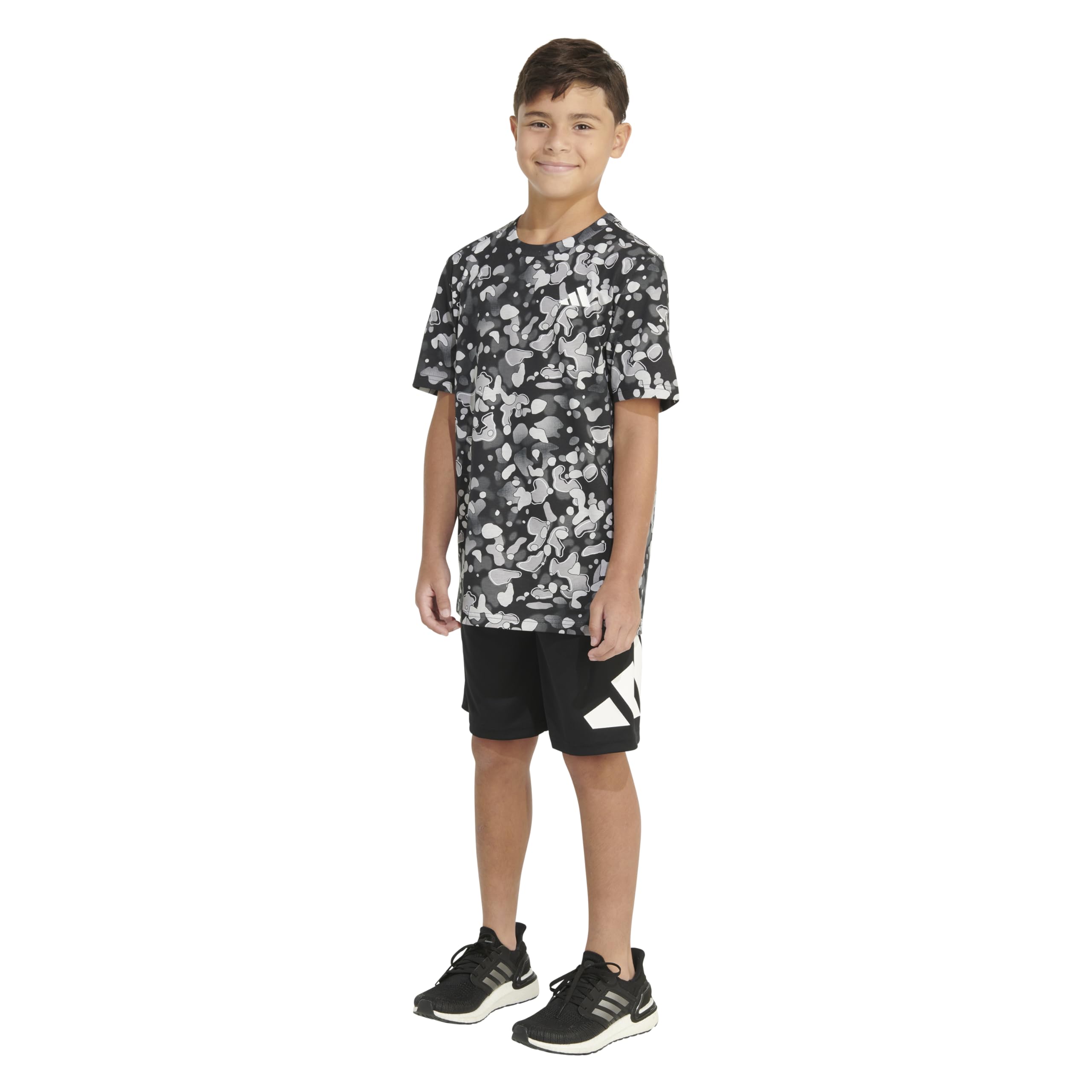 adidas T-shirt da ragazzo a maniche corte in cotone con stampa mimetica a maniche corte in cotone con stampa mimetica