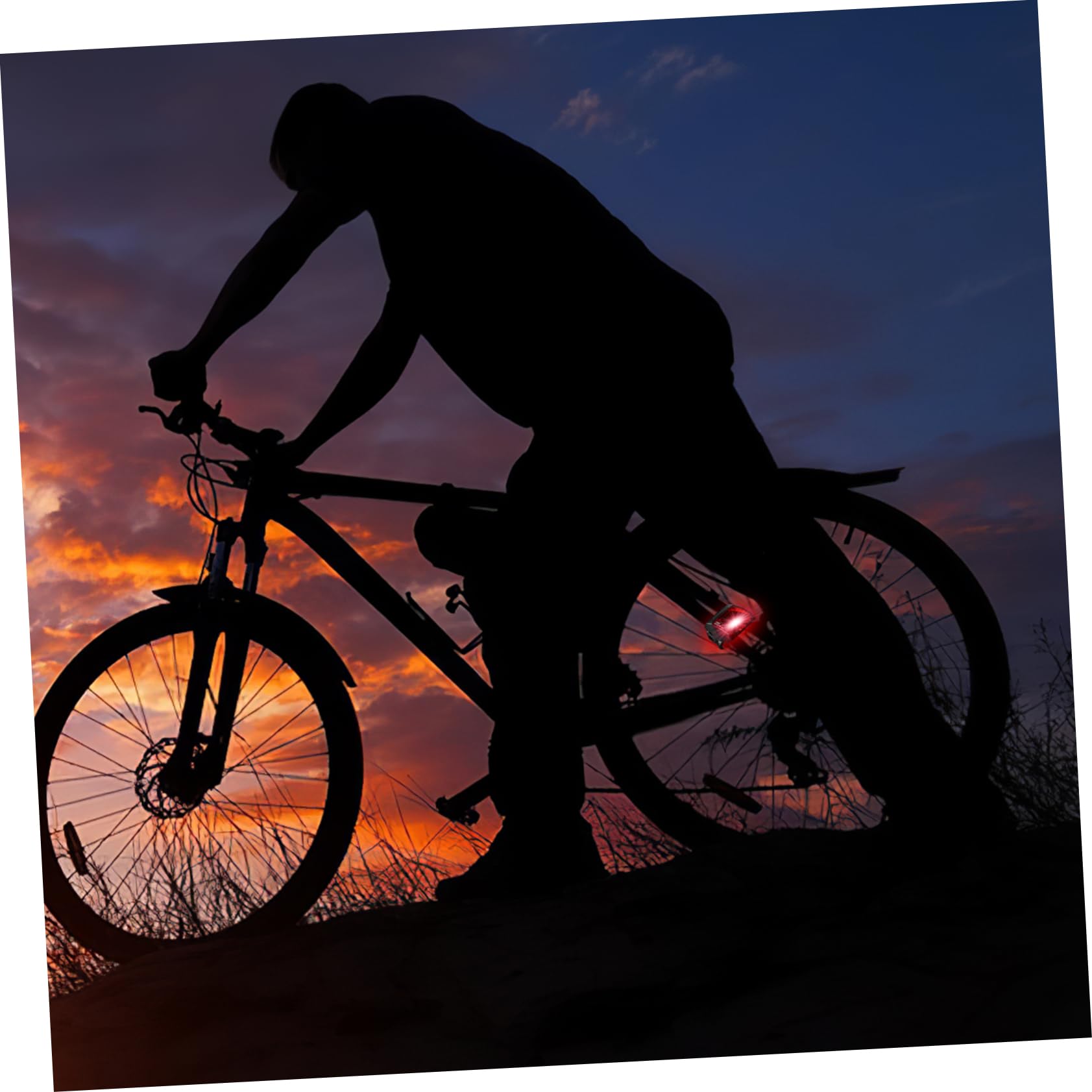 POPETPOP Feux arrière de vélo se précipiter lumières de Roue de vélo Rechargeables feu arrière de vélo à LED Accessoire Cyclisme Lampe d'avertissement de vélo Partie vélo Plastique
