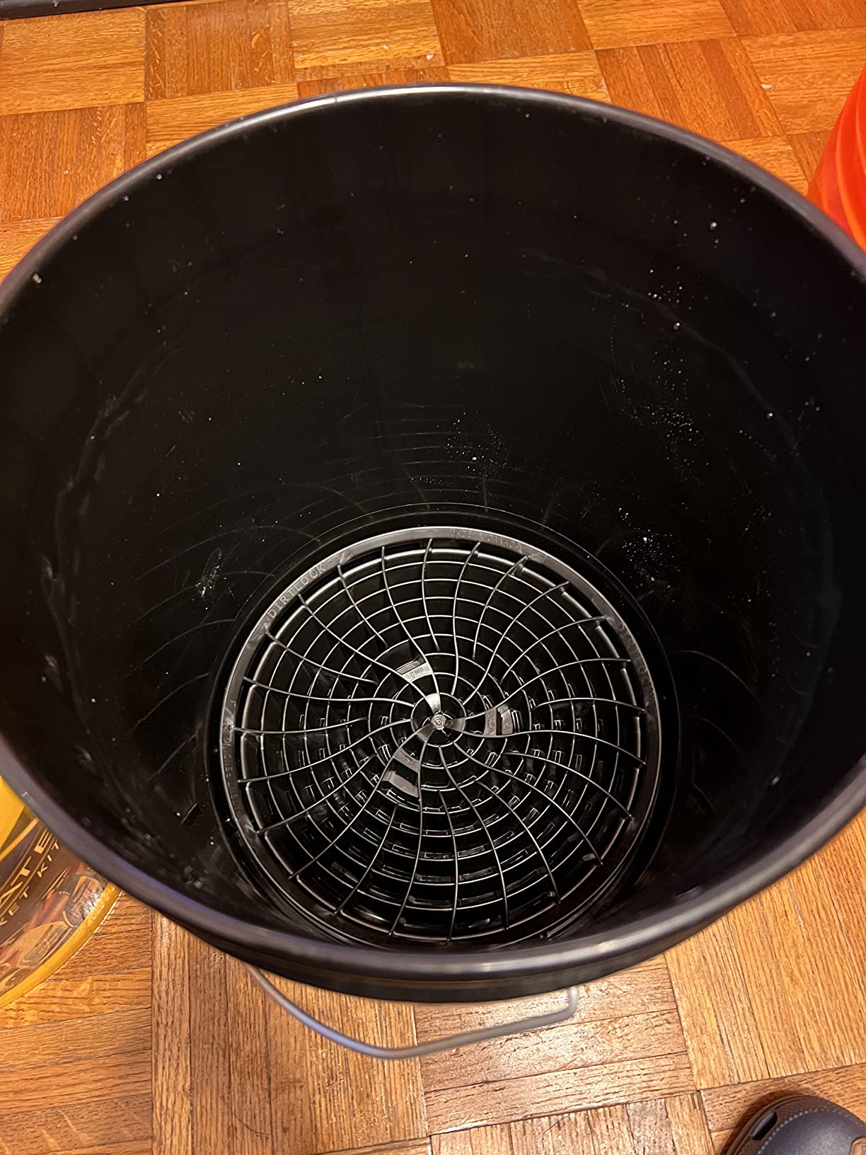 4/mo Finance DETAIL GUARDZ The Dirt Lock Car Wash Bucket Insert