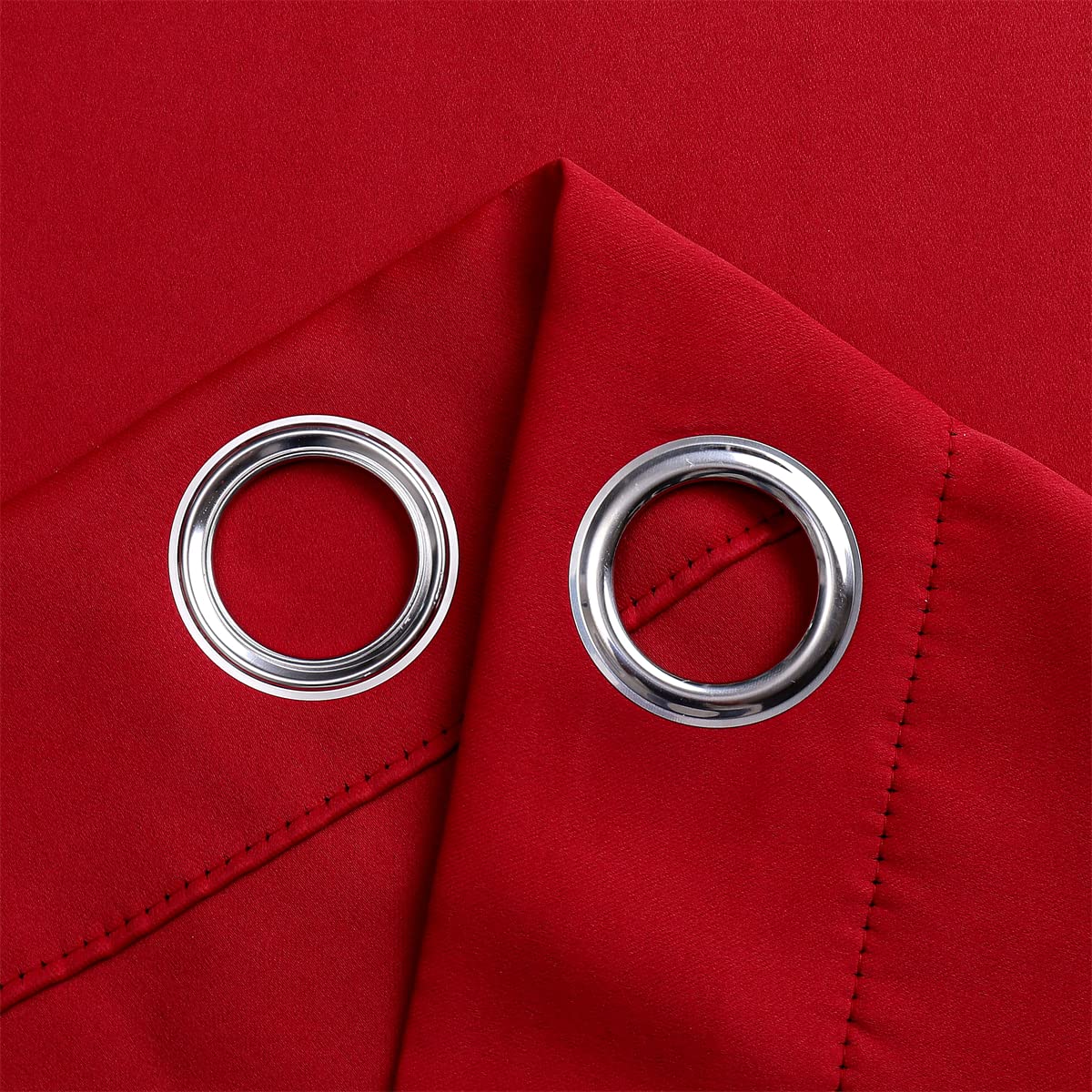 GYROHOME Lot de 2 Rideaux occultants à Isolation Thermique avec œillets à Triple Tissage pour Chambre à Coucher, Rouge, 132 x 243 cm