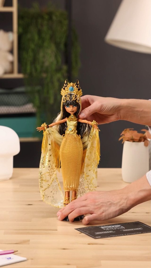 絶版‼️ Dafy Hagai Golden Showers Dafy Hagai presents Golden Showers - nss magazine