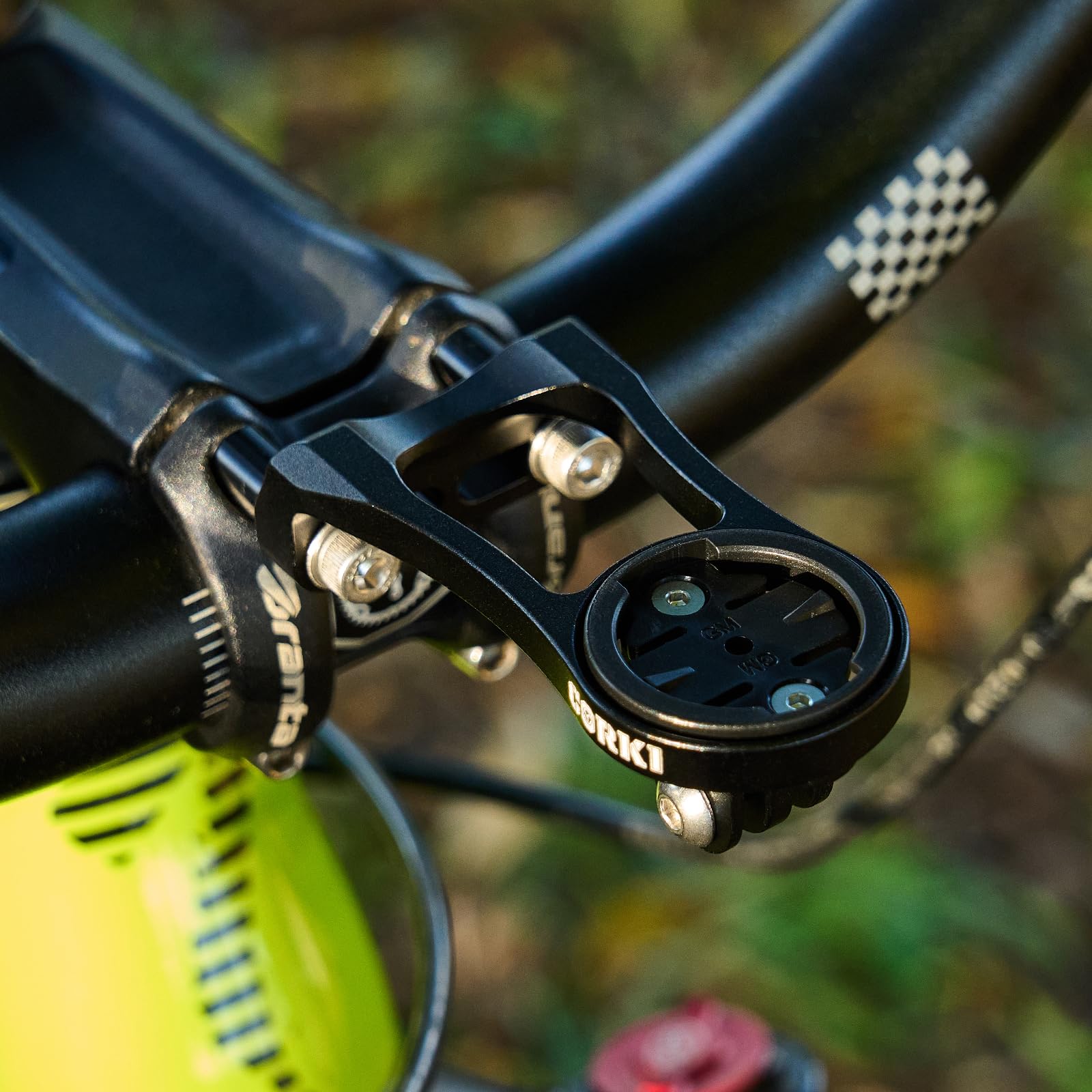 TUFF LUV 2 In 1 Custodia In Silicone + Supporto Manubrio Per Garmin Edge 130 – Leggero, Combo, Nero