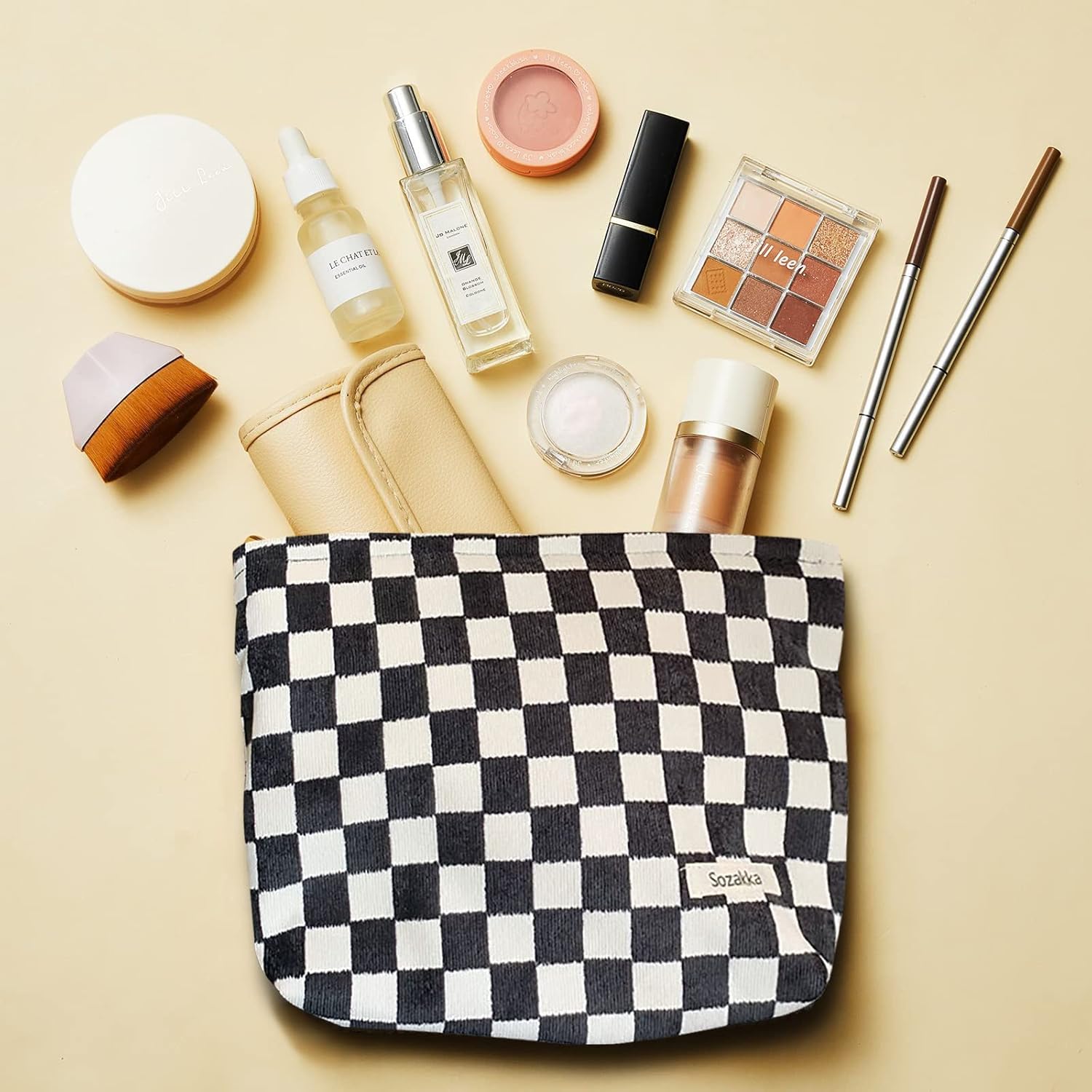 KEYRI Make up Bag Toiletry Bag Portable Travel Makeup Pouch Mini Cosmetic Bag Plaid Corduroy Zipper Pouch Cosmetic Organizer for Women and Girls Small Make up Bag (Black) 7 71Zz0Y1I38L. AC SL1500