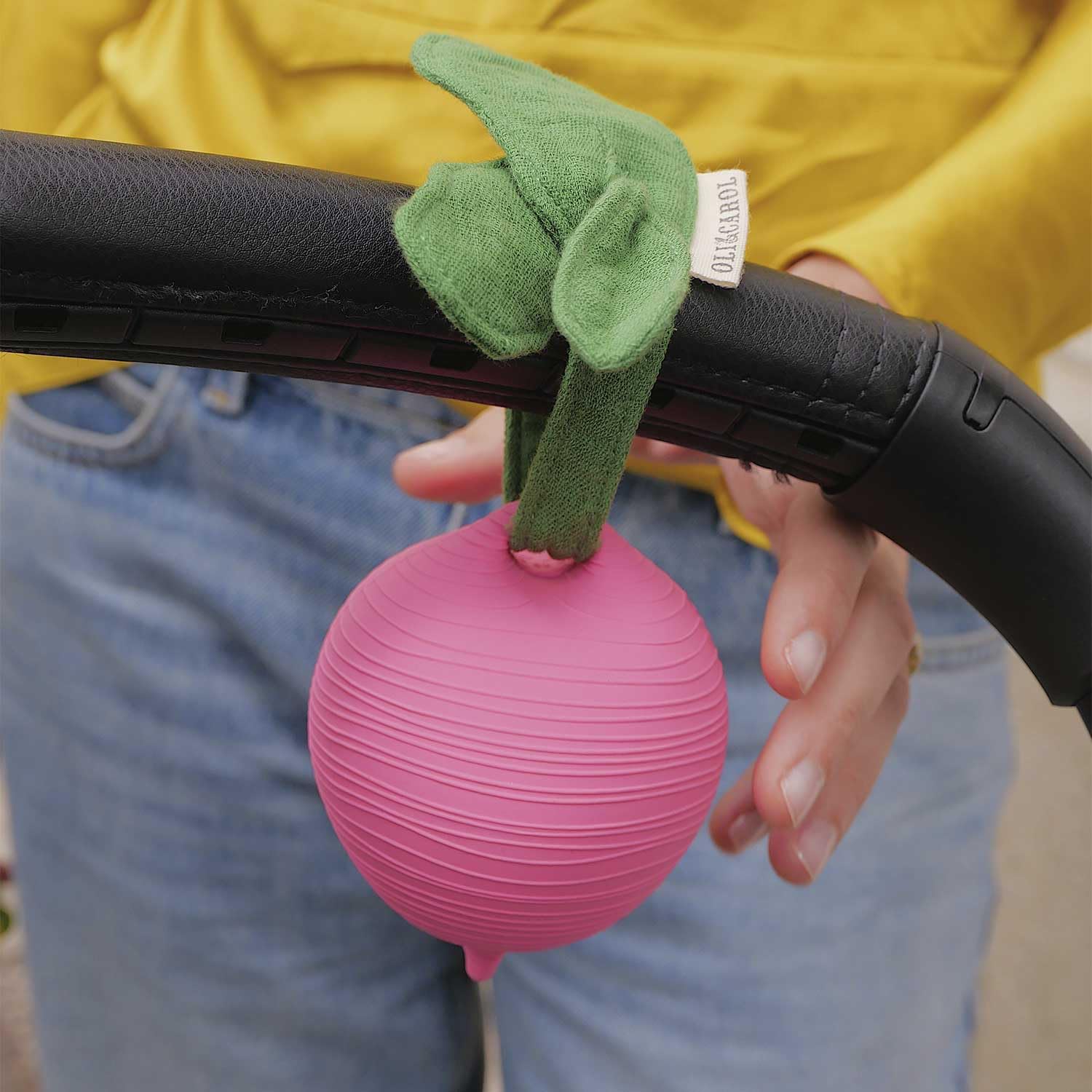 Oli & Carol - Boîte à Sucette en caoutchouc naturel - Cadeau pour parents et bébés - Ramona the Radish