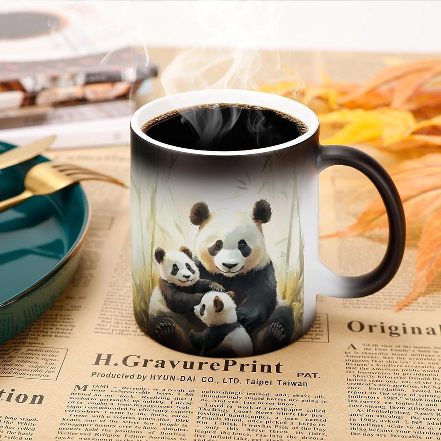 Pandas Mother Mom Color Changing Mug Heated Ceramic Cup Heat Sensitive Coffee Mug Fun Gift