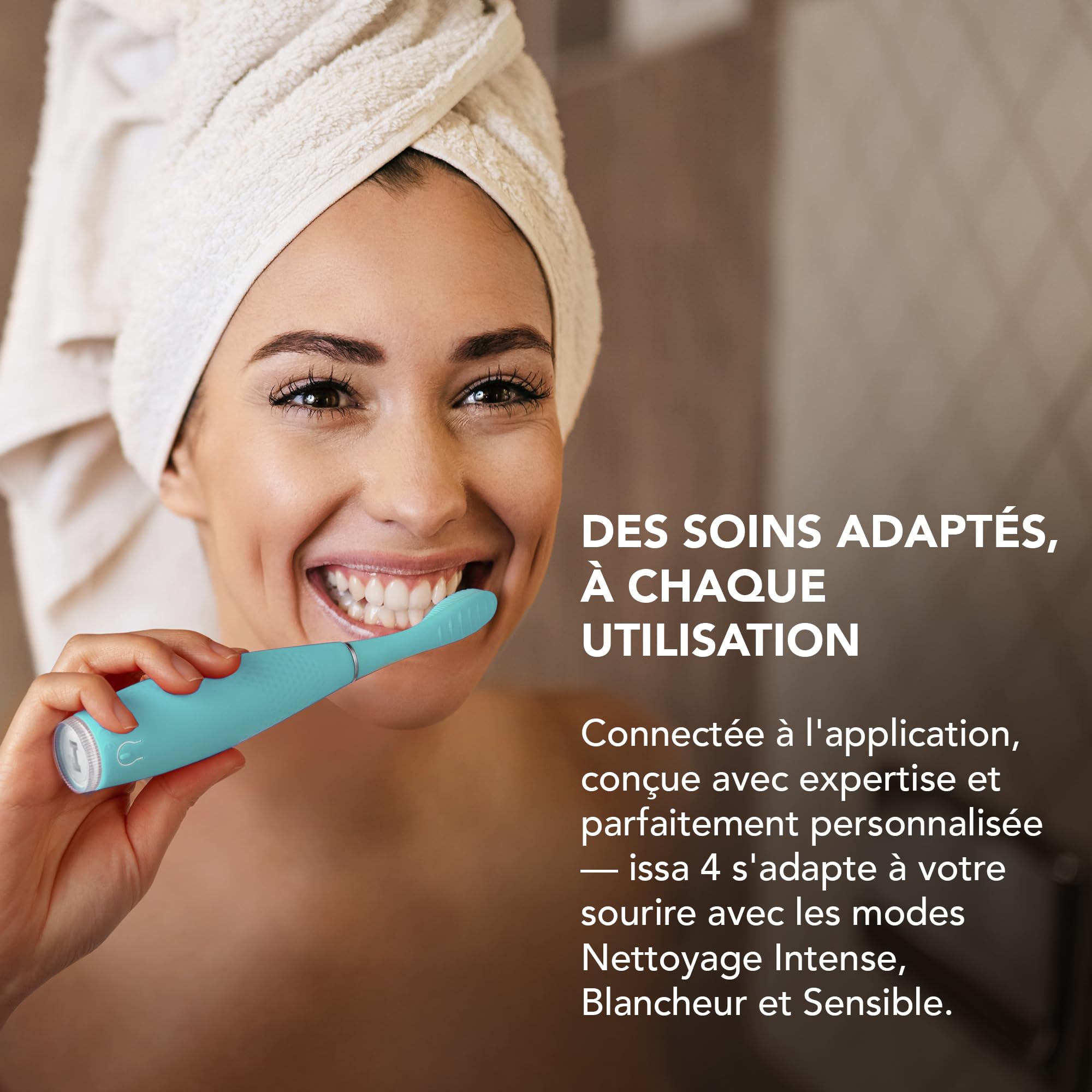 FOREO ISSA 4 Brosse à dent électrique sonique 4-en-1 rechargeable – brosse a dent souple, blanchiment dentaire, tête remplaçable 12 mois, nettoyage ultra-hygiénique - Arctic Blue