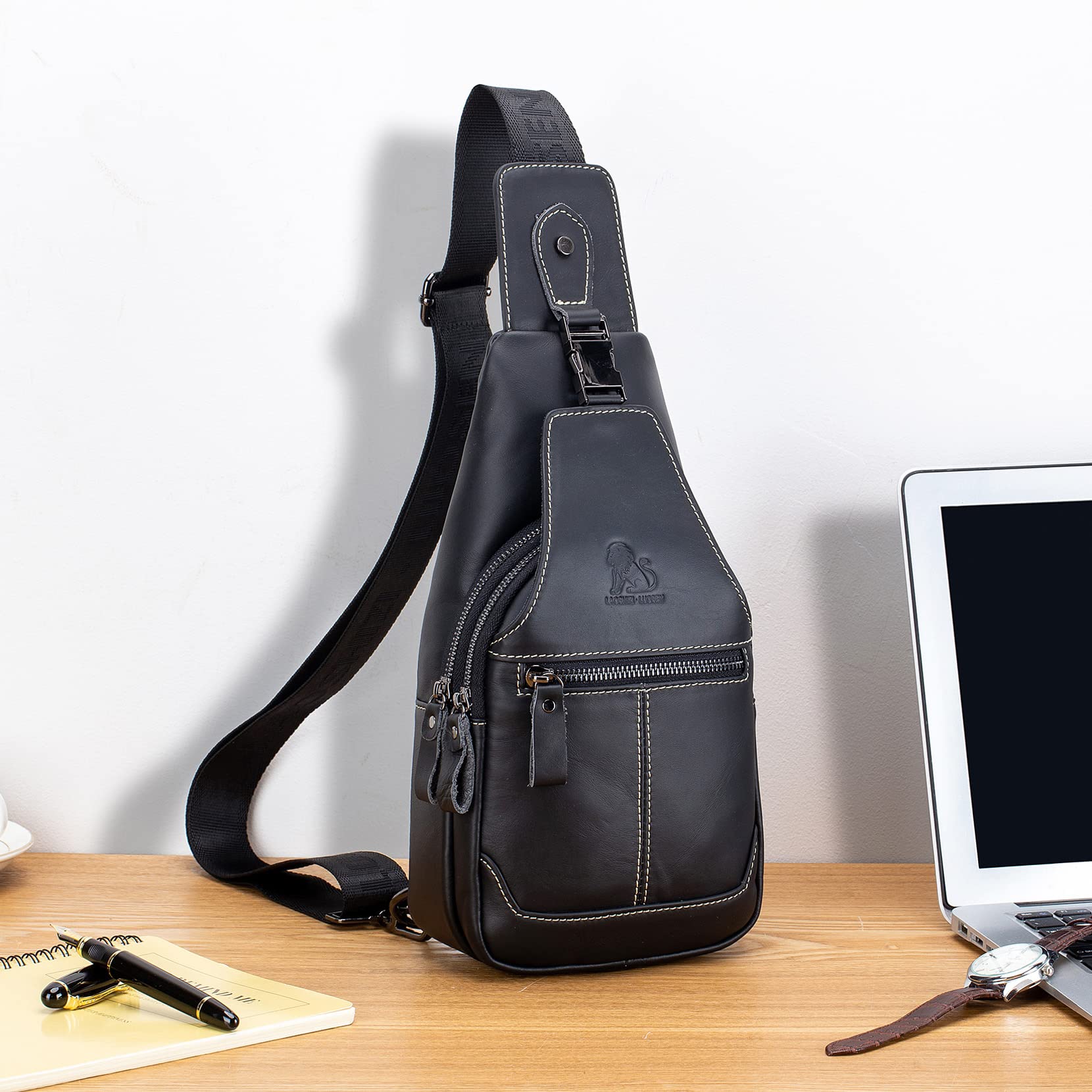 Bolsa de Pecho Para Hombres Bolso de Cuero Genuino Deportes y Ocio al Aire Libre Bolsa Pectoral Multifuncional Vintage de Moda e Impermeable Negro