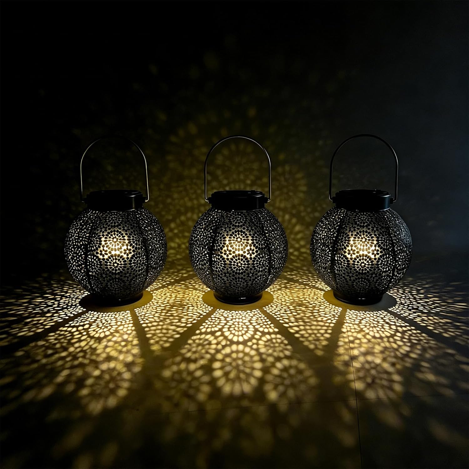Solar Lanterns Outdoor Hanging 2 Pack, Waterproof Metal Garden Decor Lights, Dusk to Dawn Auto On/Off Solar Powered Lamp for Patio Porch Yard Pathway Tabletop (Classic Black Polka Dot)