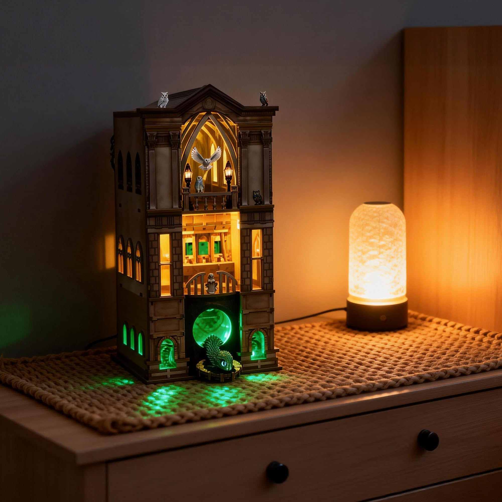 NookMaster Zestaw do Kącika Czytelniczego – 3D Puzzle Drewniane z Interaktywnymi Światłami LED, Magiczny Zamek DIY Miniaturowa Dekoracja dla Dorosłych i Nastolatków, Urokliwa Wstawka do Księgarni