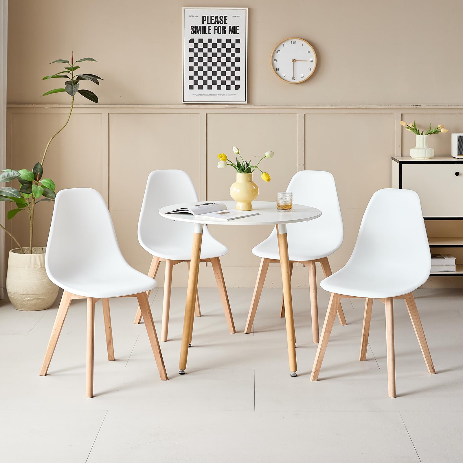 GrandCA HOME Sedia da pranzo in Stile Nordico,Set di 4 sedie con Gambe in Legno massello, Adatto per sala da pranzo soggiorno (Bianco)