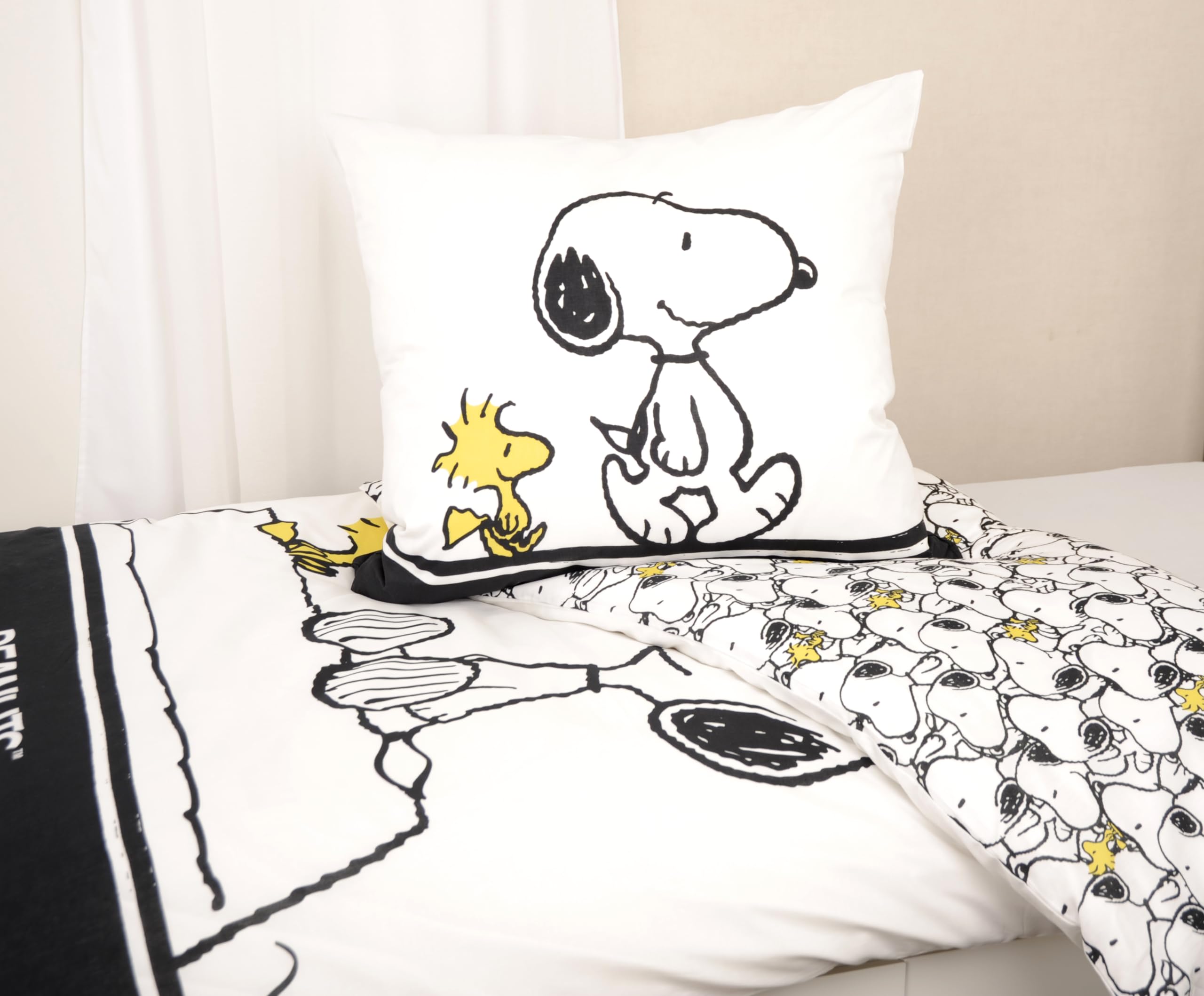 Herding Peanuts Parure di biancheria da letto liscia Better Together Snoopy Woodstock 100 % cotone con chiusura lampo di marca 135 x 200 cm – Outlet-24