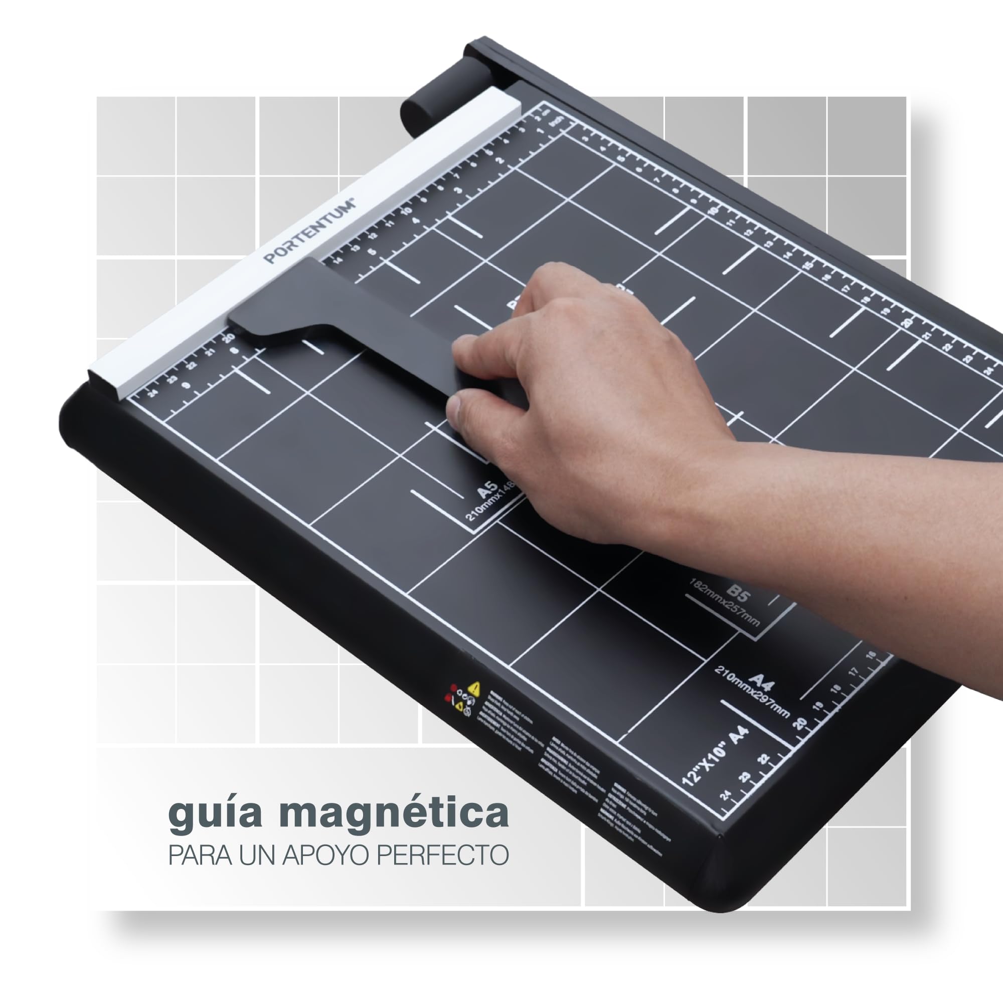 PORTENTUM Guillotina de papel A4 con escuadra magnética ajustable y base antideslizante – Cizalla precisión con seguro de brazo y guías impresas – Cortador compatible A4, A5, B5, B6 y B7 – 12 hojas