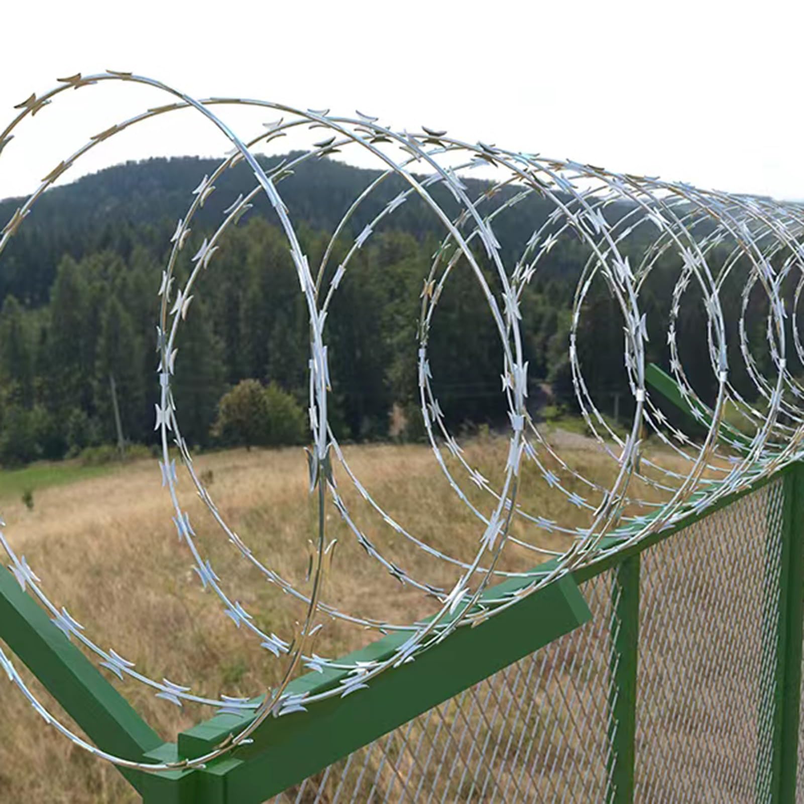 XLIHAWY Razor Ribbon Barbed Wire, 304 Stainless Steel Helical Barbed Roll Fence, Razor Wire Barbed Wire Coils for Yard Farm Factory Commercial