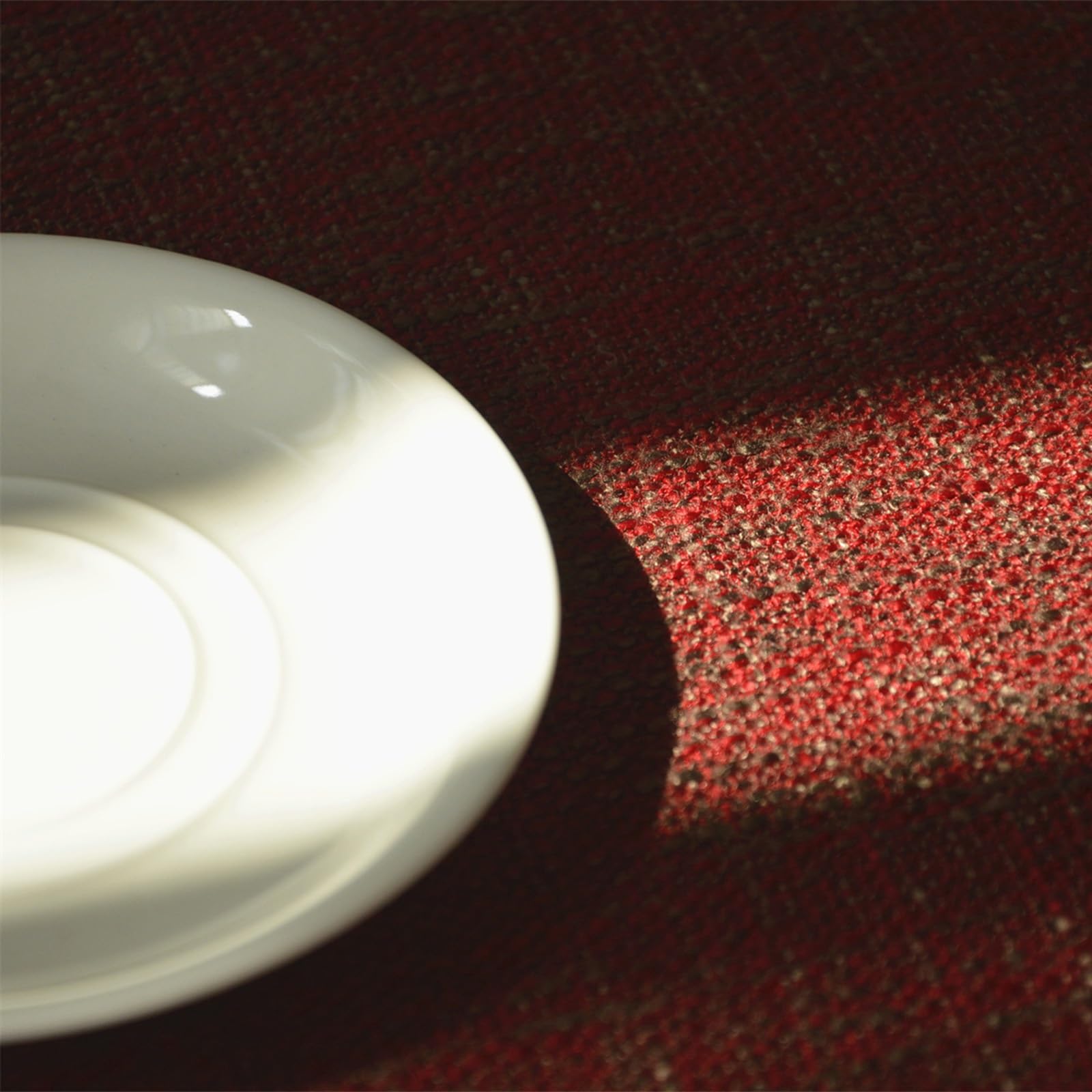 Nappe en Coton Et Lin Rouge, Nappe Rectangulaire De Style Rustique, Tissu ImperméAble Et RéSistant à l'abrasion, Lavable en Machine(150x240cm)