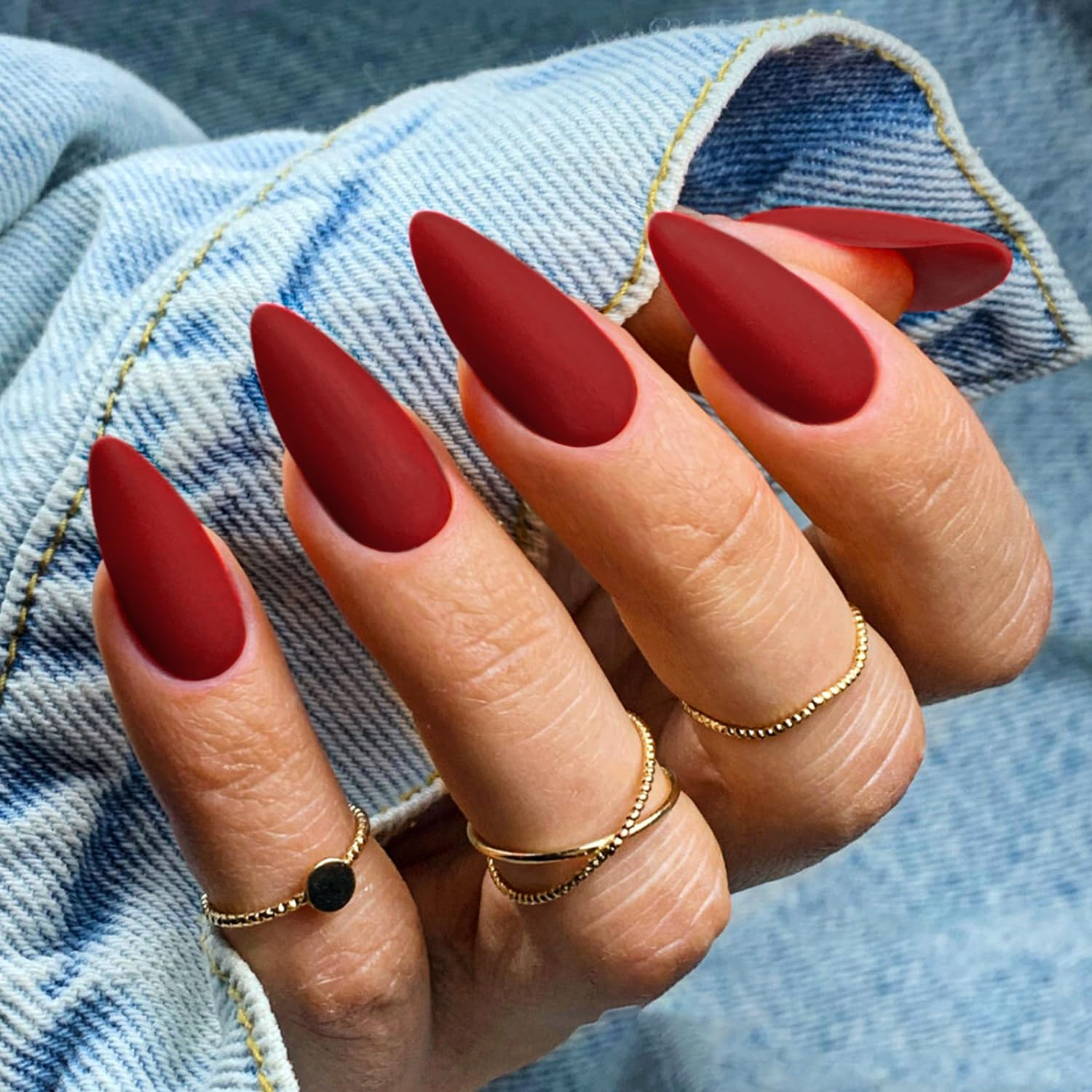 KQueenest 48 Pcs Matte Red Press on Nails Almond Medium Length, Red Nails Press on, Solid Color Medium Fake Nails Acrylic, Stiletto Glue on Nails, Gel Stick on Nails for Women