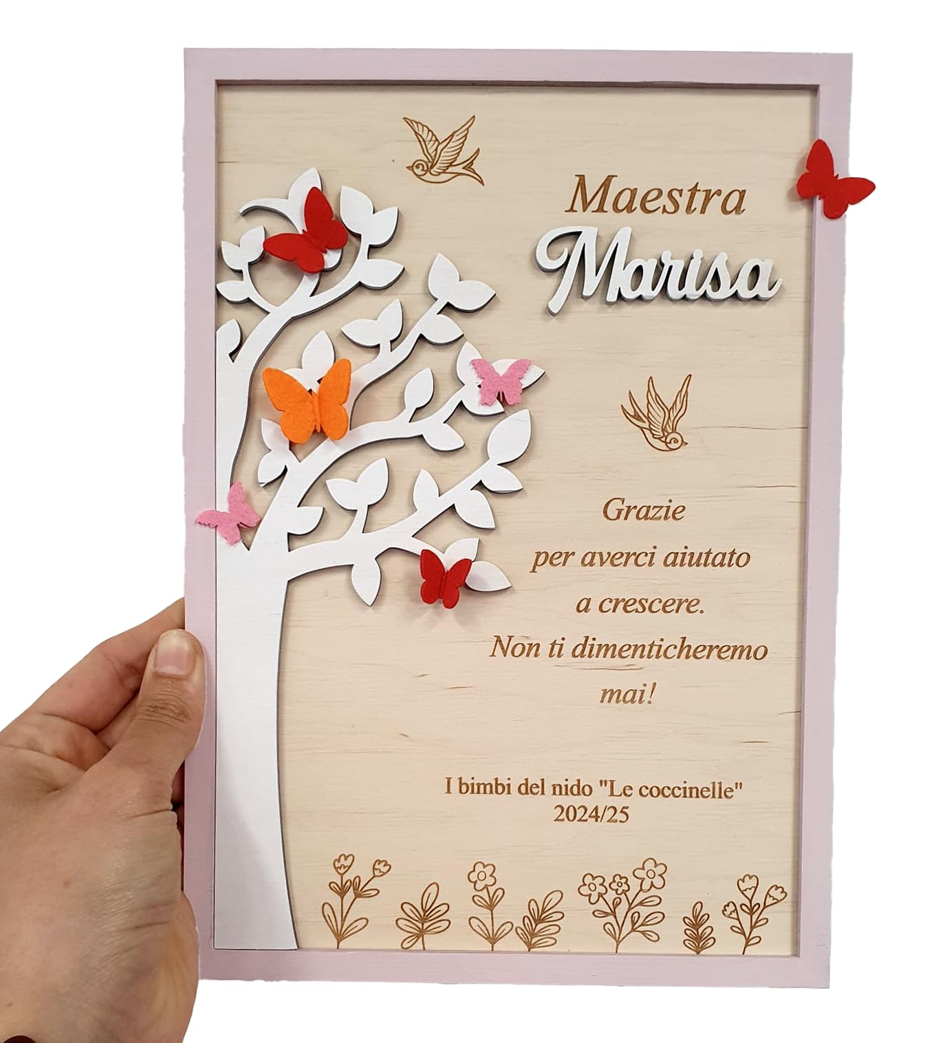 Quadro di Ringraziamento per Maestra Maestro Personalizzato, Decorazione in Legno con Farfalle ed albero della vita, idea regalo di fine anno, chiusura scuola - dedica personalizzata