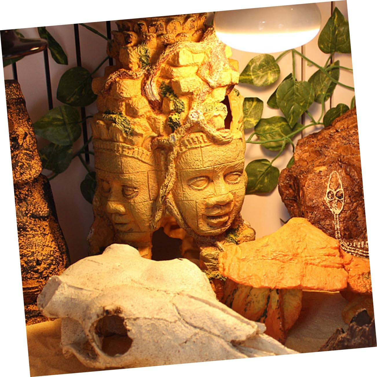 TOYANDONA 1 Pièce Décoration Aquarium Résine Artificielle Crâne pour Ornement Naturel Refuge