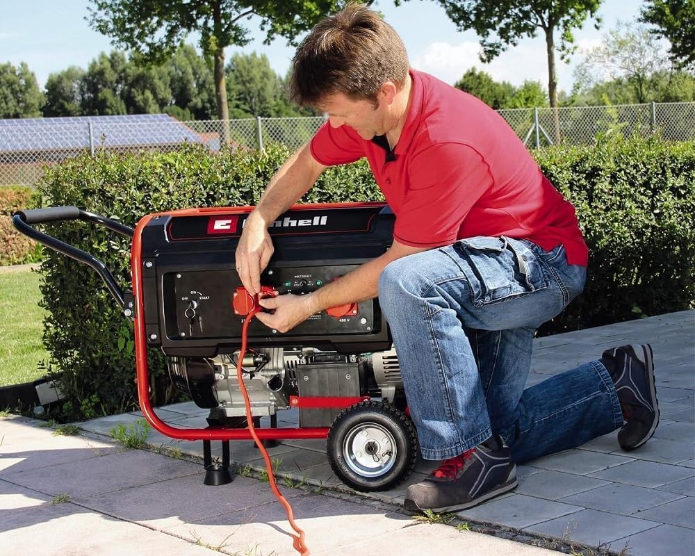 Einhell Generador eléctrico (gasolina) TC-PG 55/E5 (máx. 3600 W, motor de 4 tiempo robusto y de bajas emisiones, tomas 2 x 230V + 1 x 400V, 25 L tanque, AVR/fusible de bajo nivel de aceite)