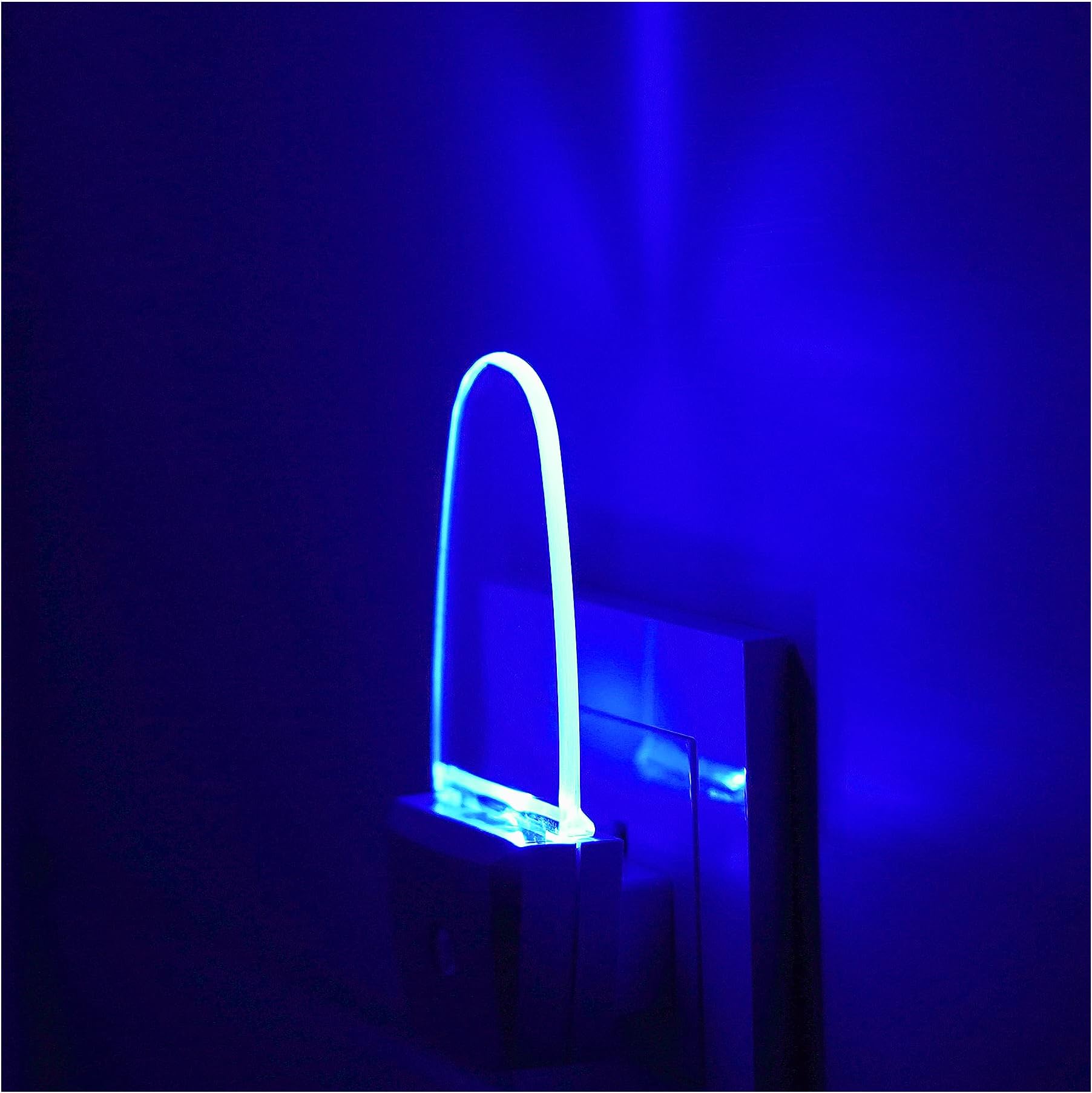 4 Pack Night Light Lamp with Dusk to Dawn Sensor, Plug in, Blue Led Night Light